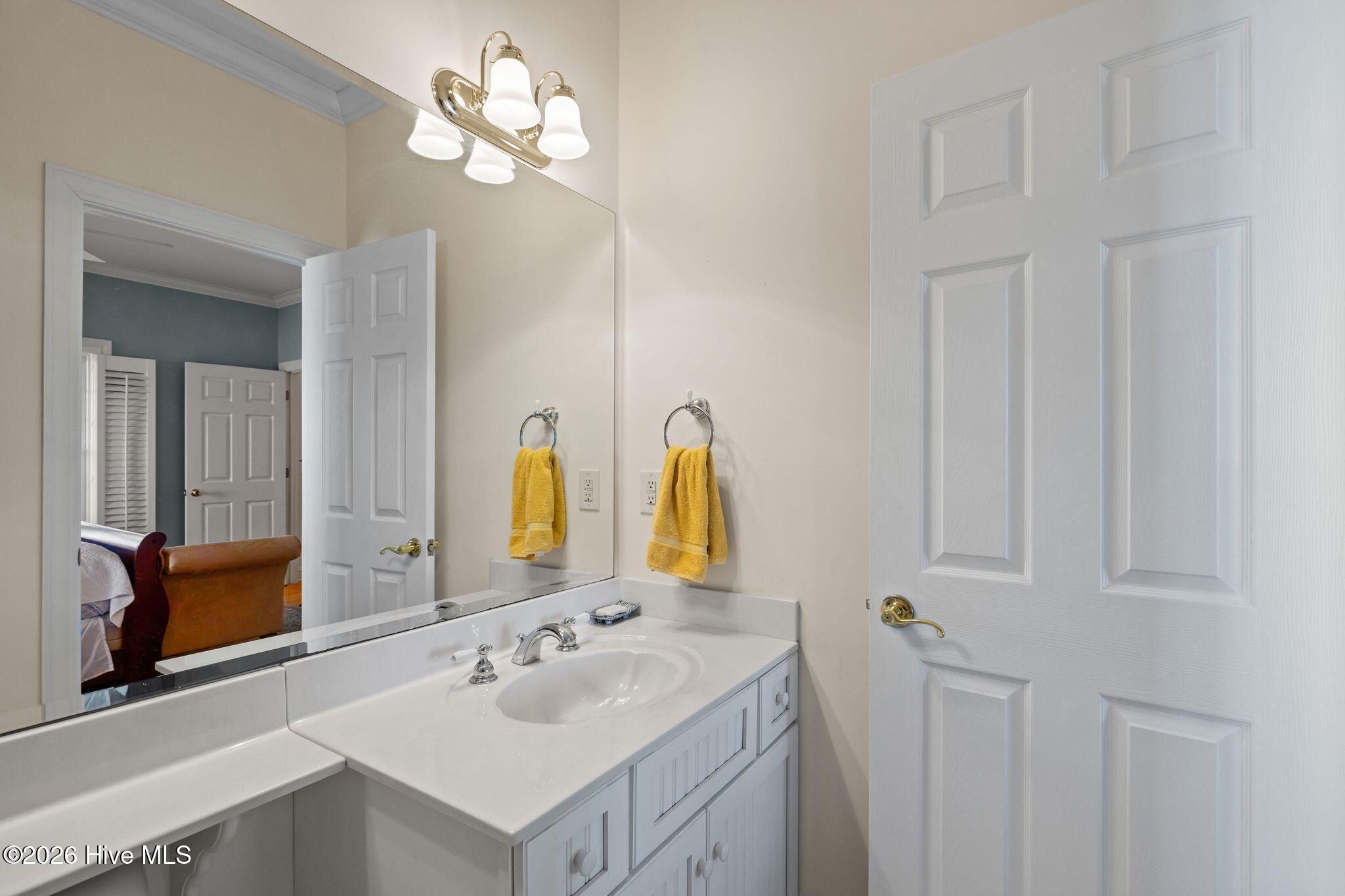 100556674 | Photo 31