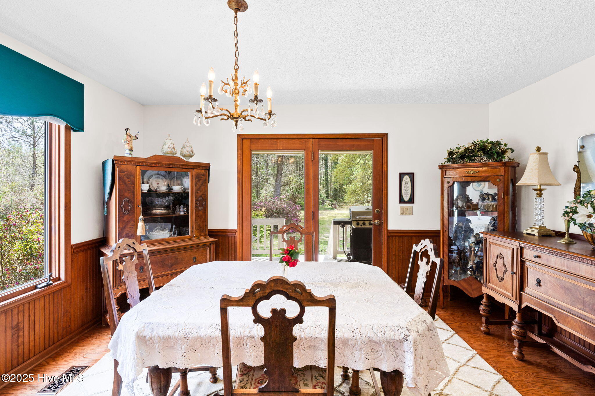 100499054 | Photo 23