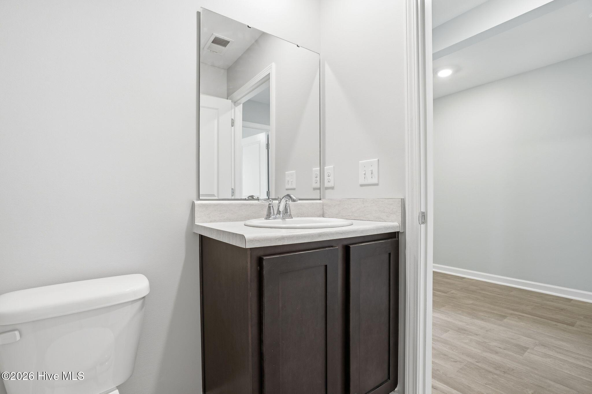 100558624 | Photo 41