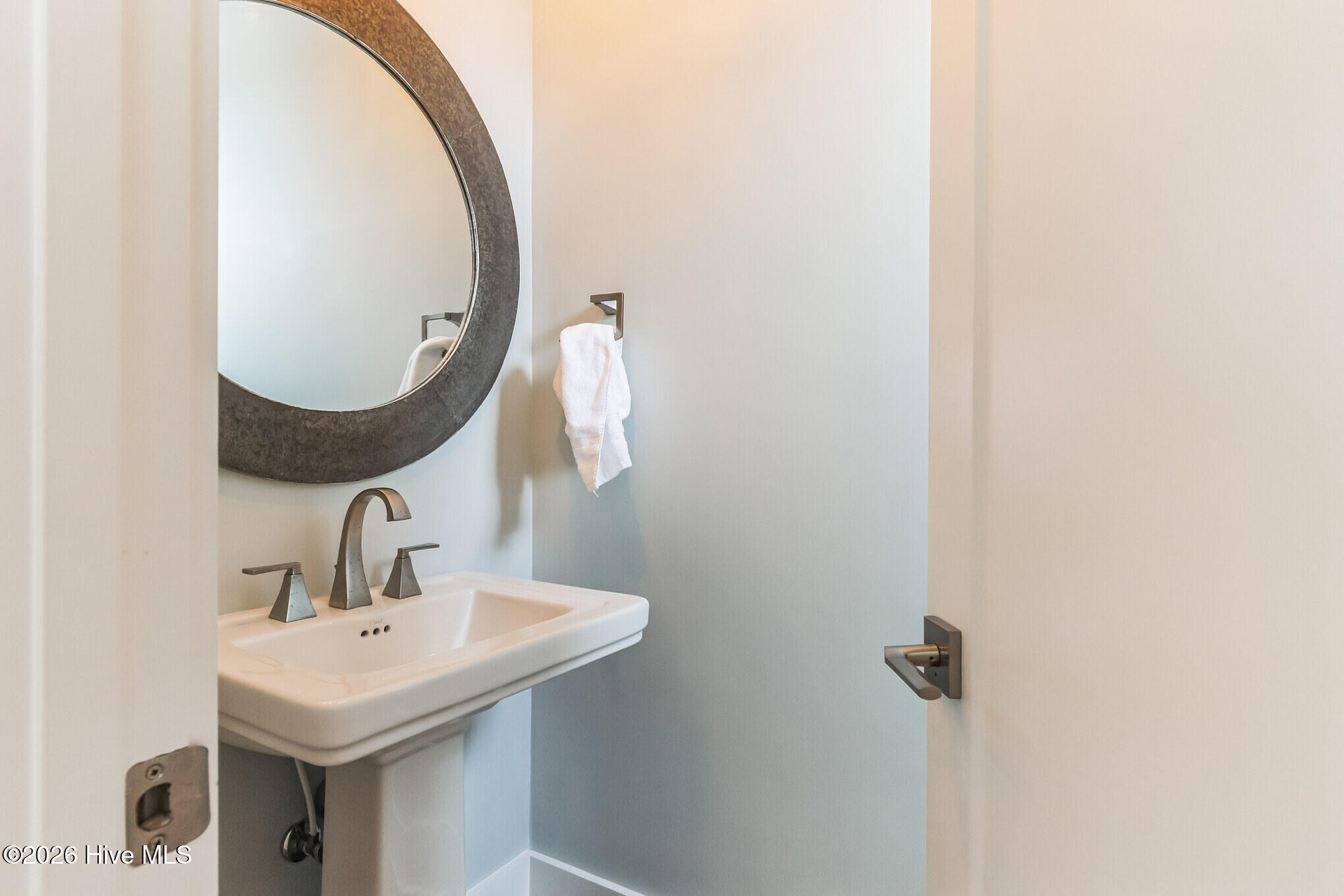 100567554 | Photo 16