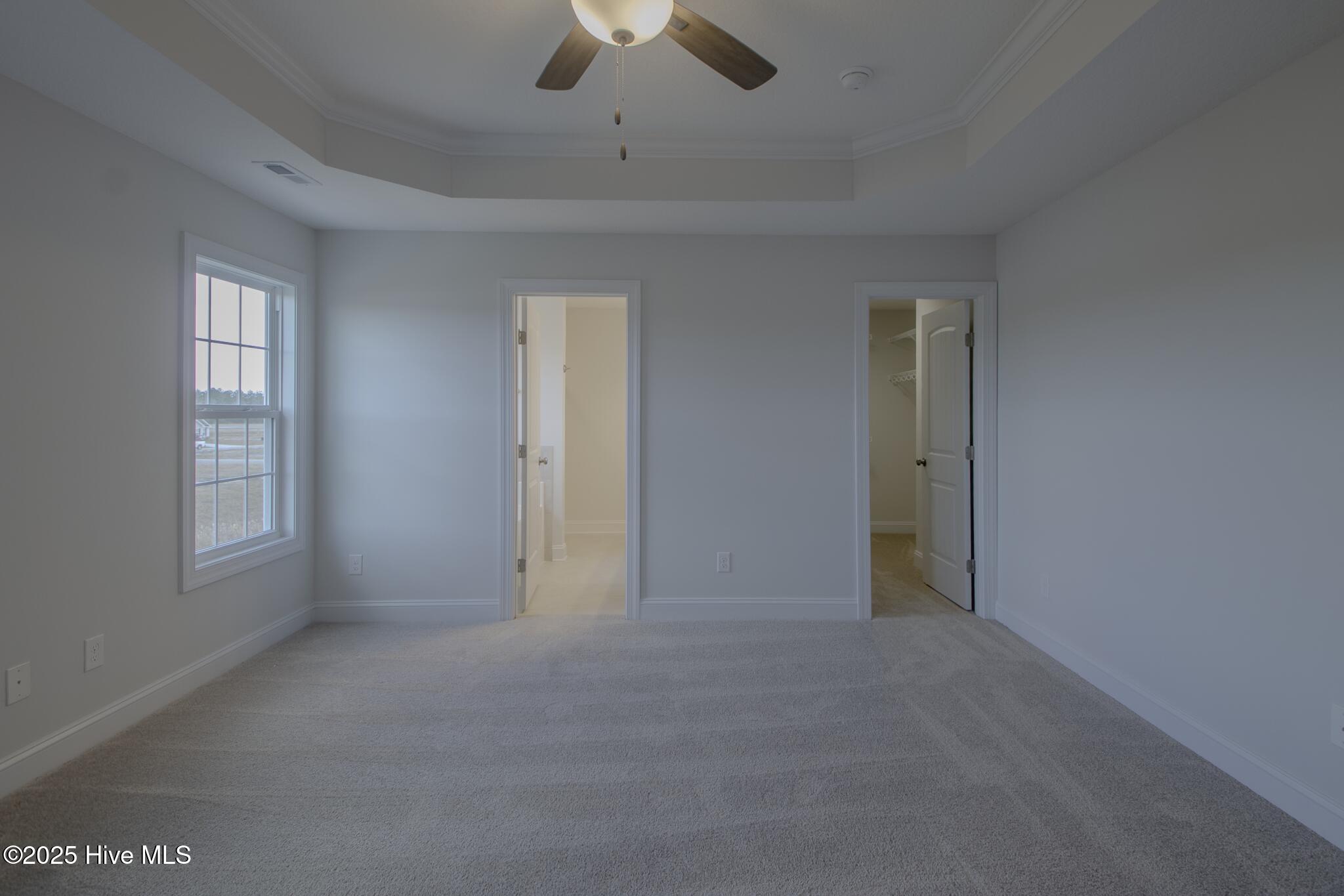 100512966 | Photo 15