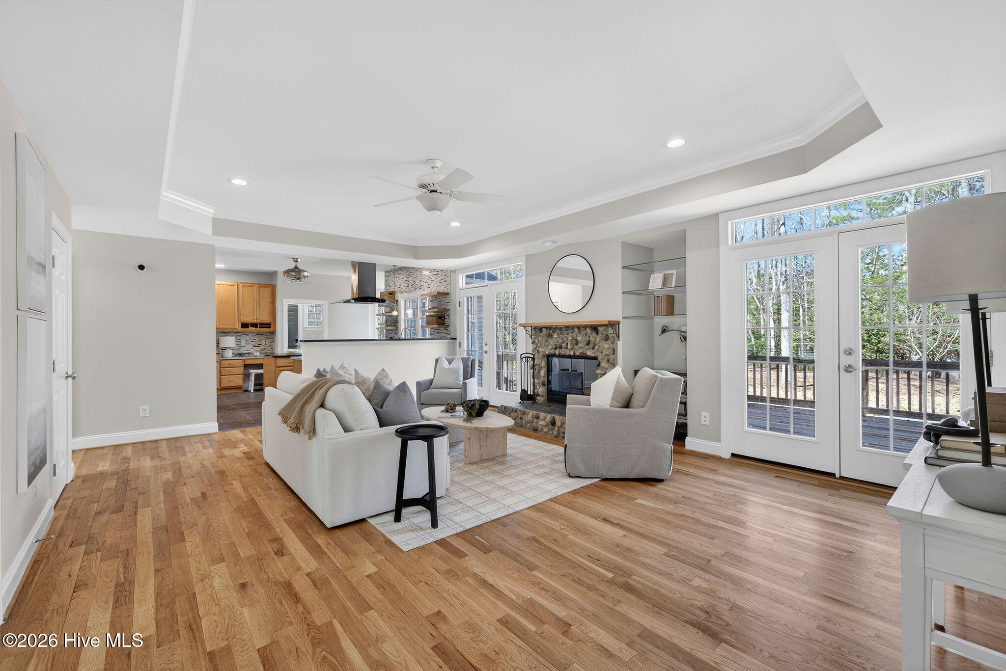 100554466 | Photo 30