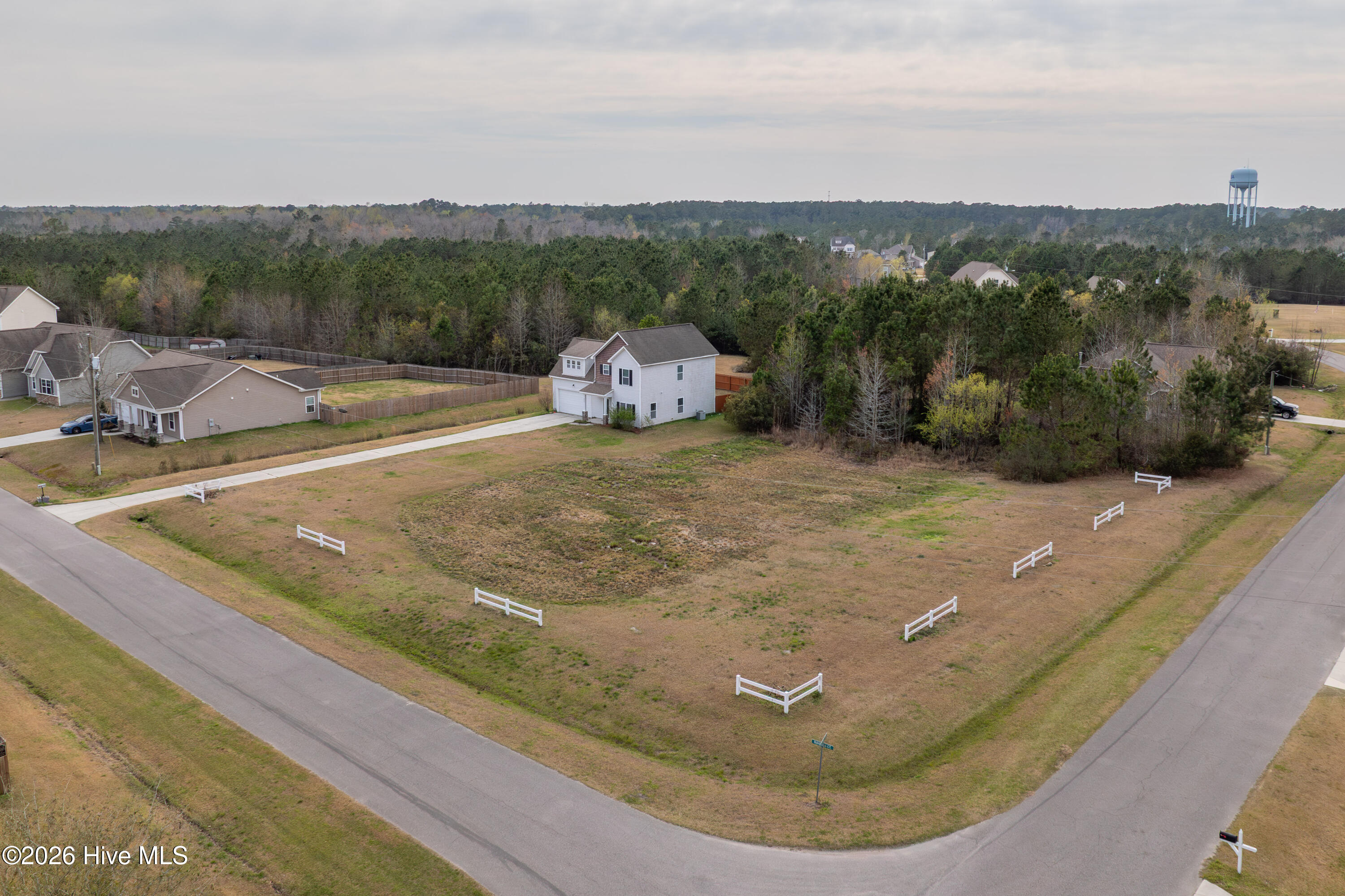 100561600 | Photo 31