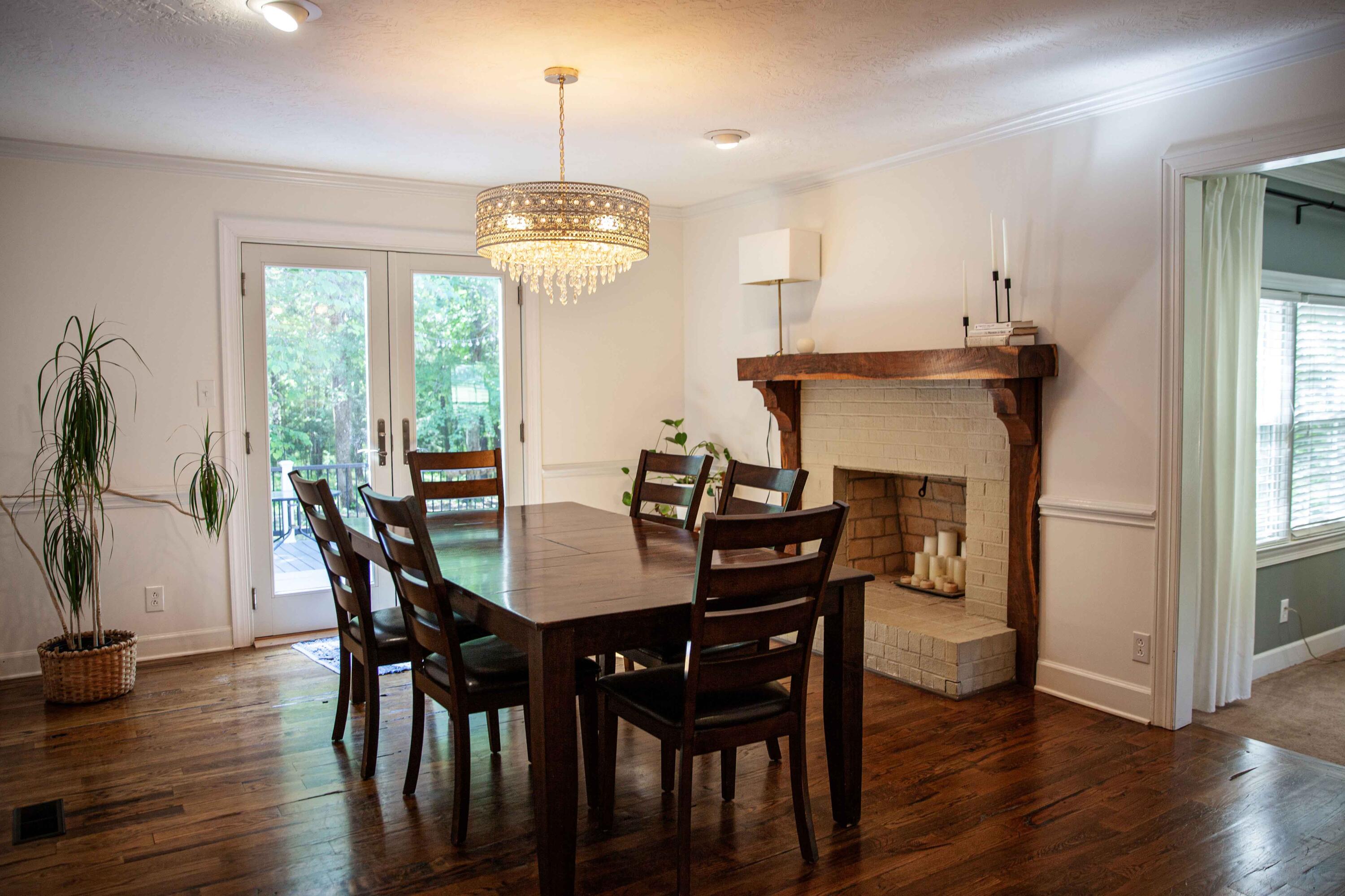 4DiningRoom