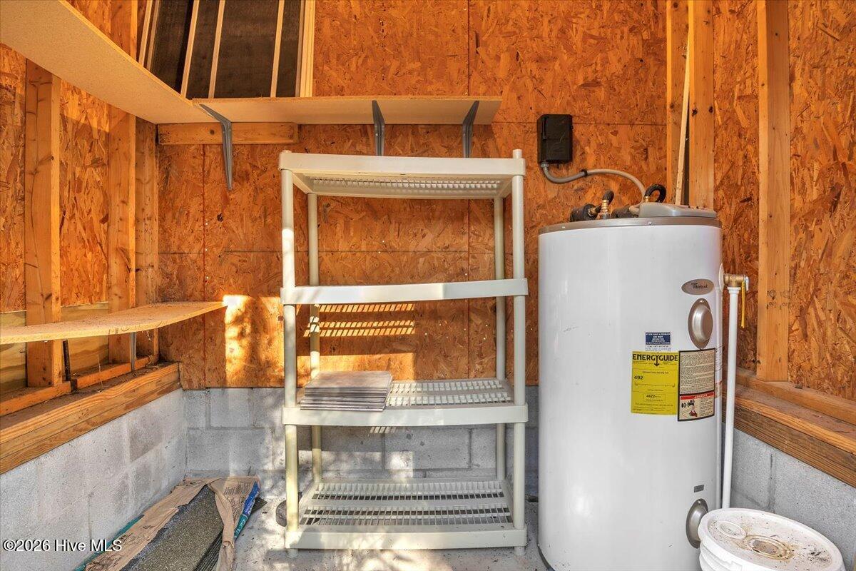 100556413 | Photo 50