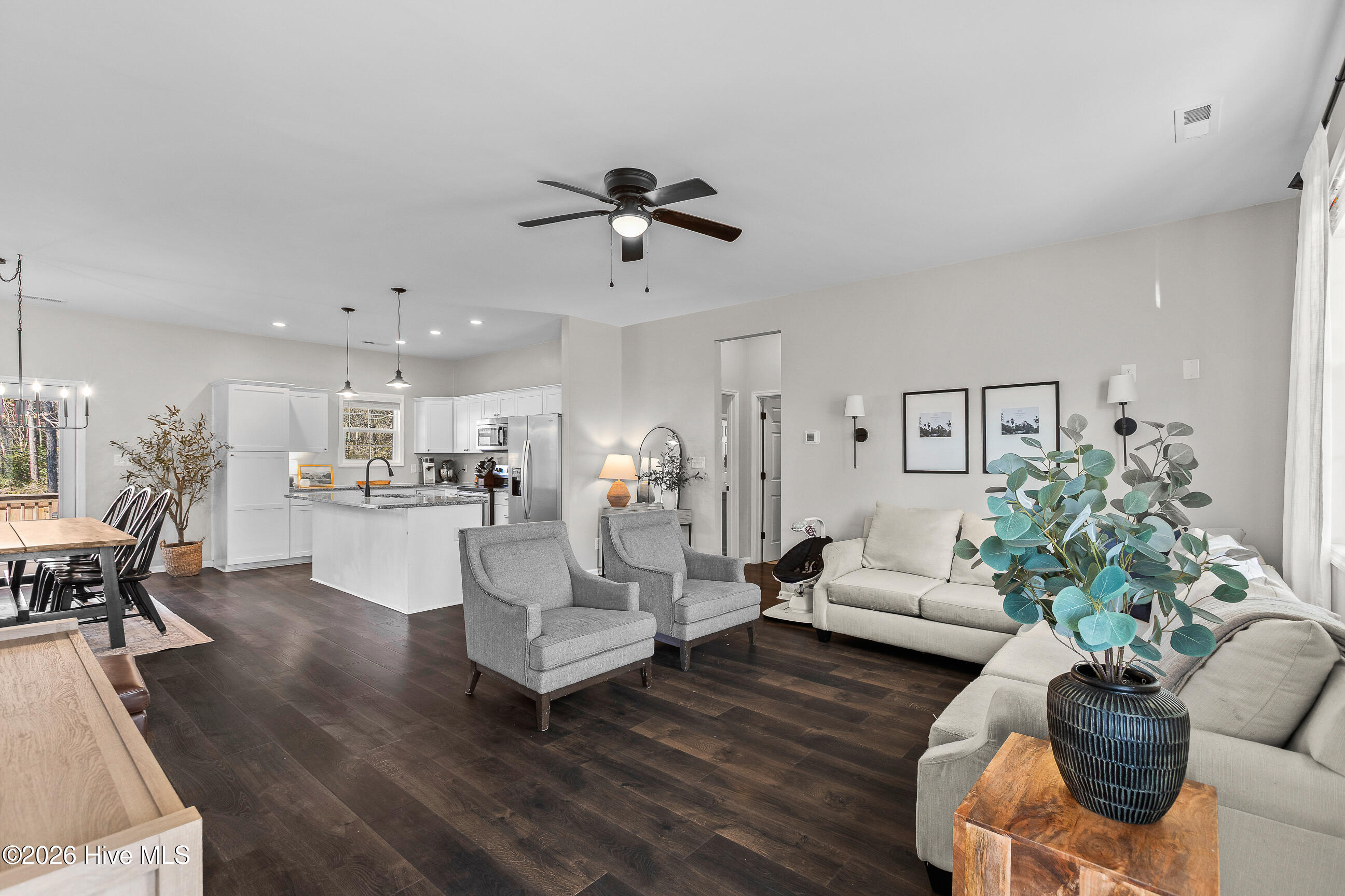 305 Brinley Place, Maple Hill, NC 28454 – photo 5: 01-5