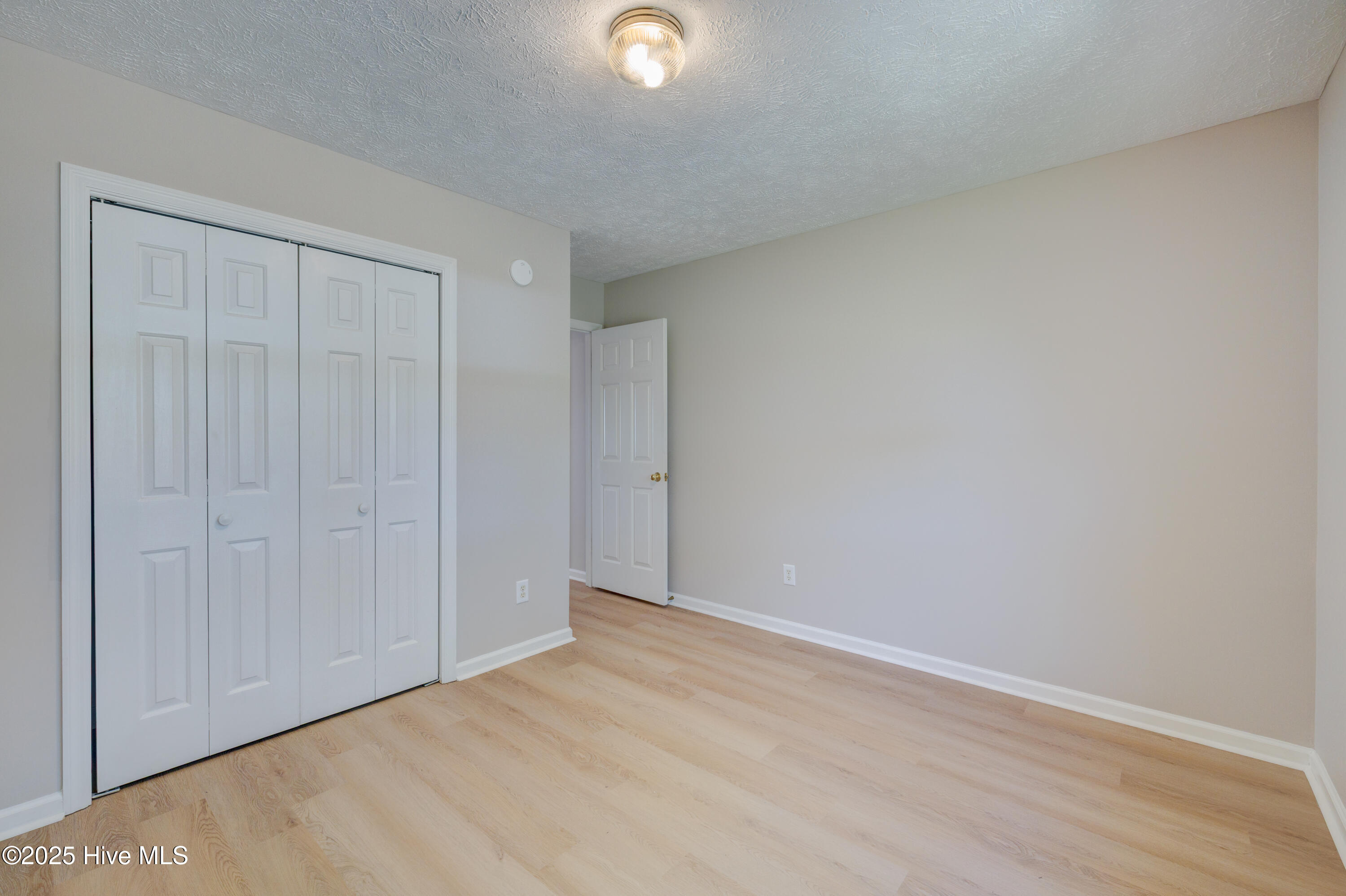 100526962 | Photo 33