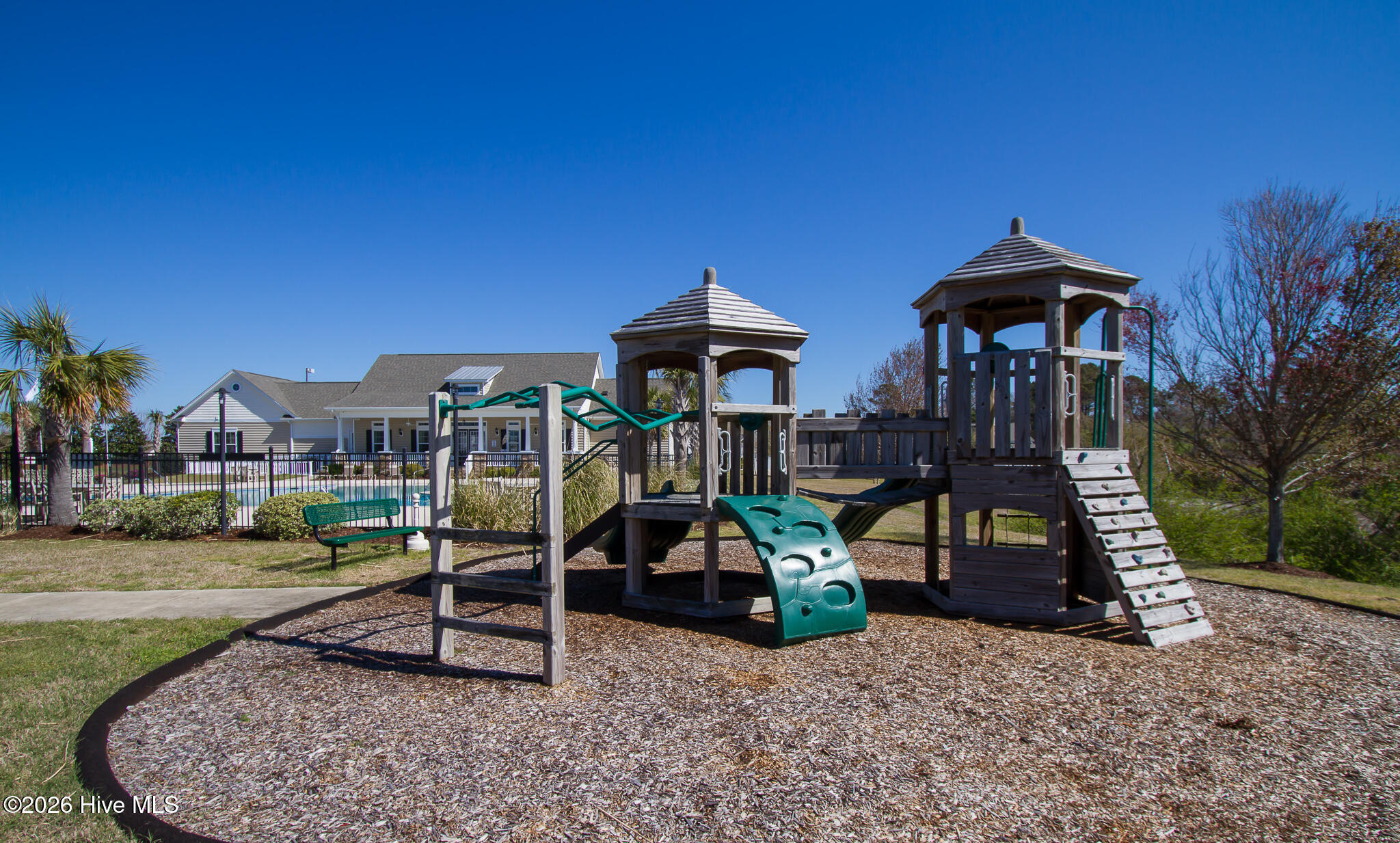 100558549 | Photo 12