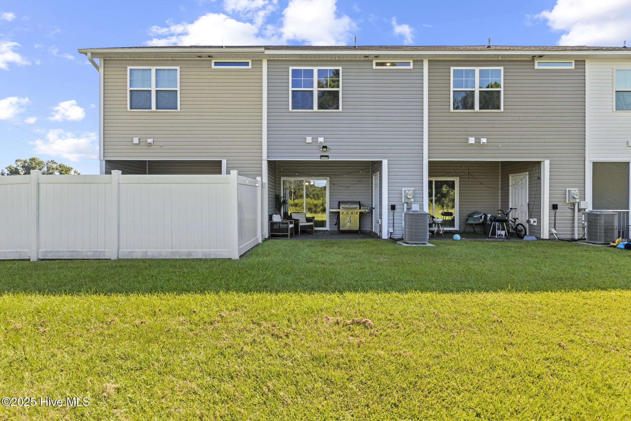 100529520 | Photo 27