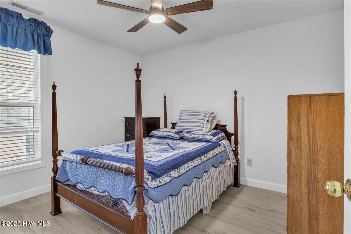 100539108 | Photo 30