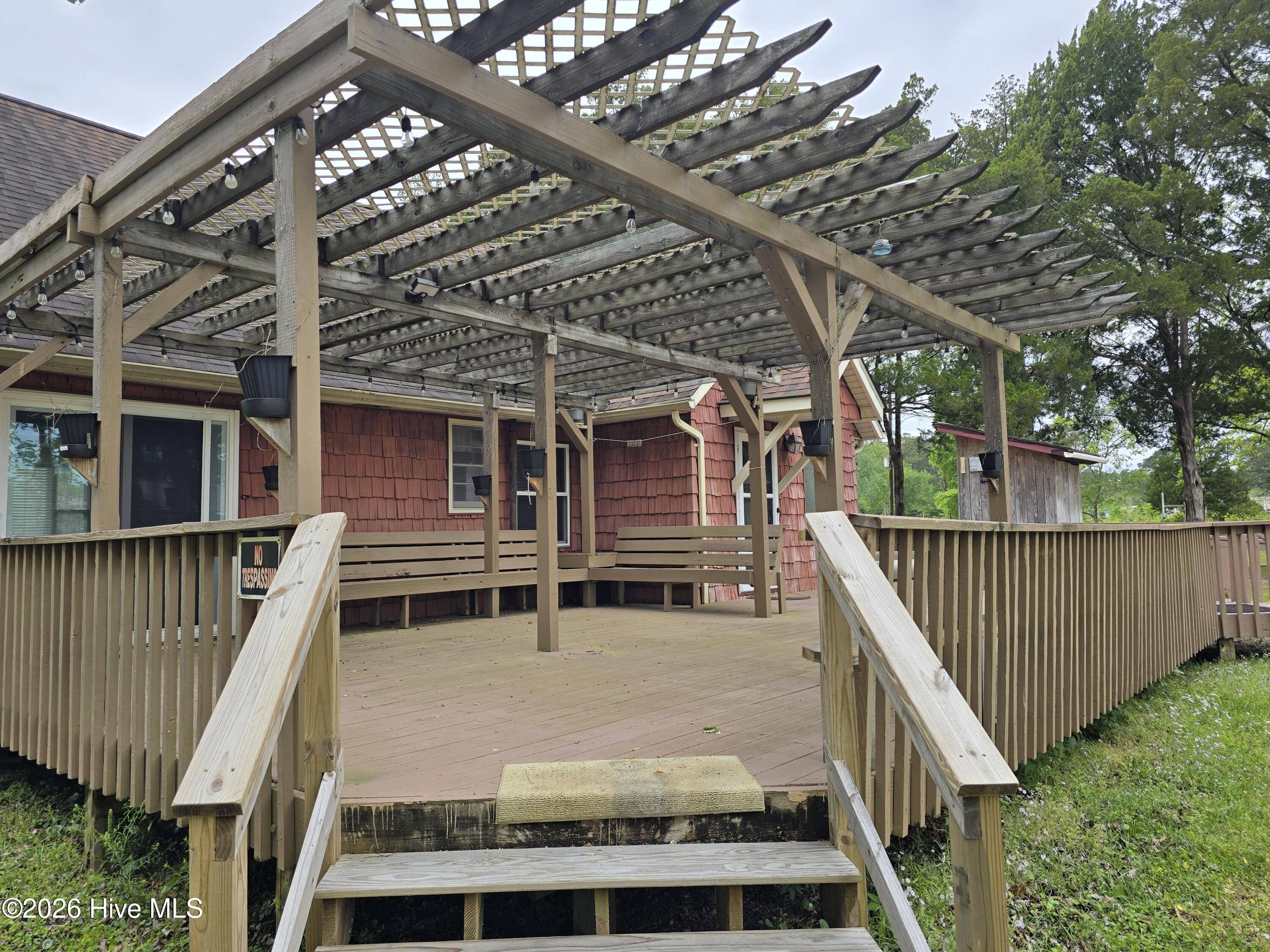 100569910 | Photo 19