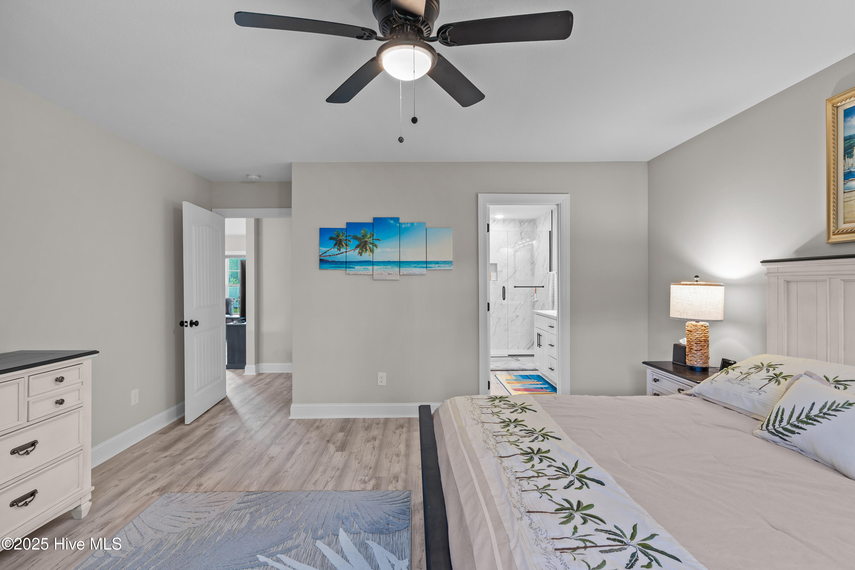 100522154 | Photo 27