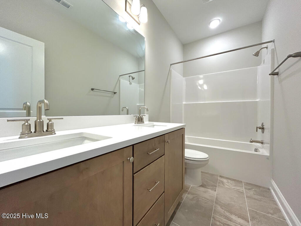 100535078 | Photo 50