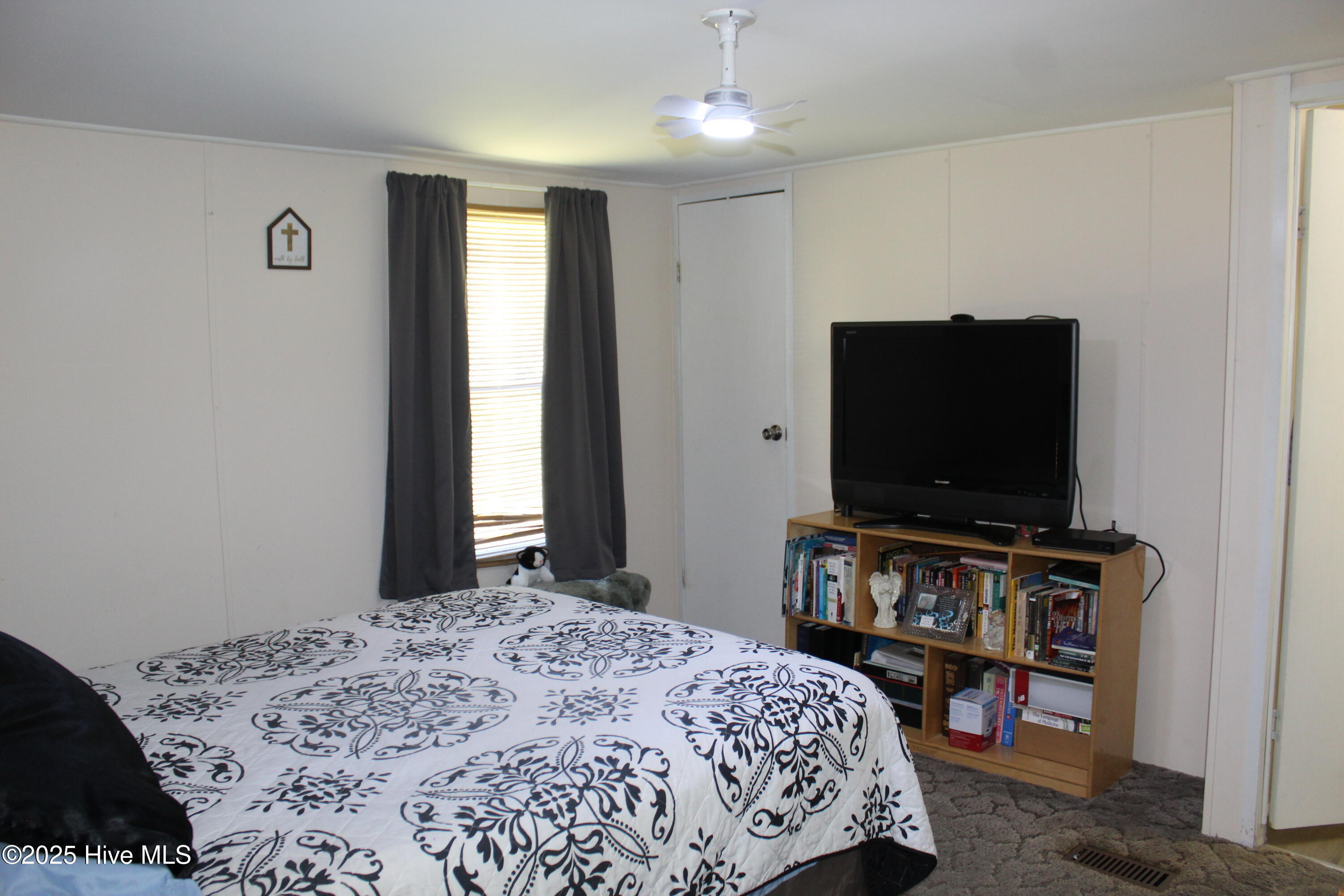 100527768 | Photo 13