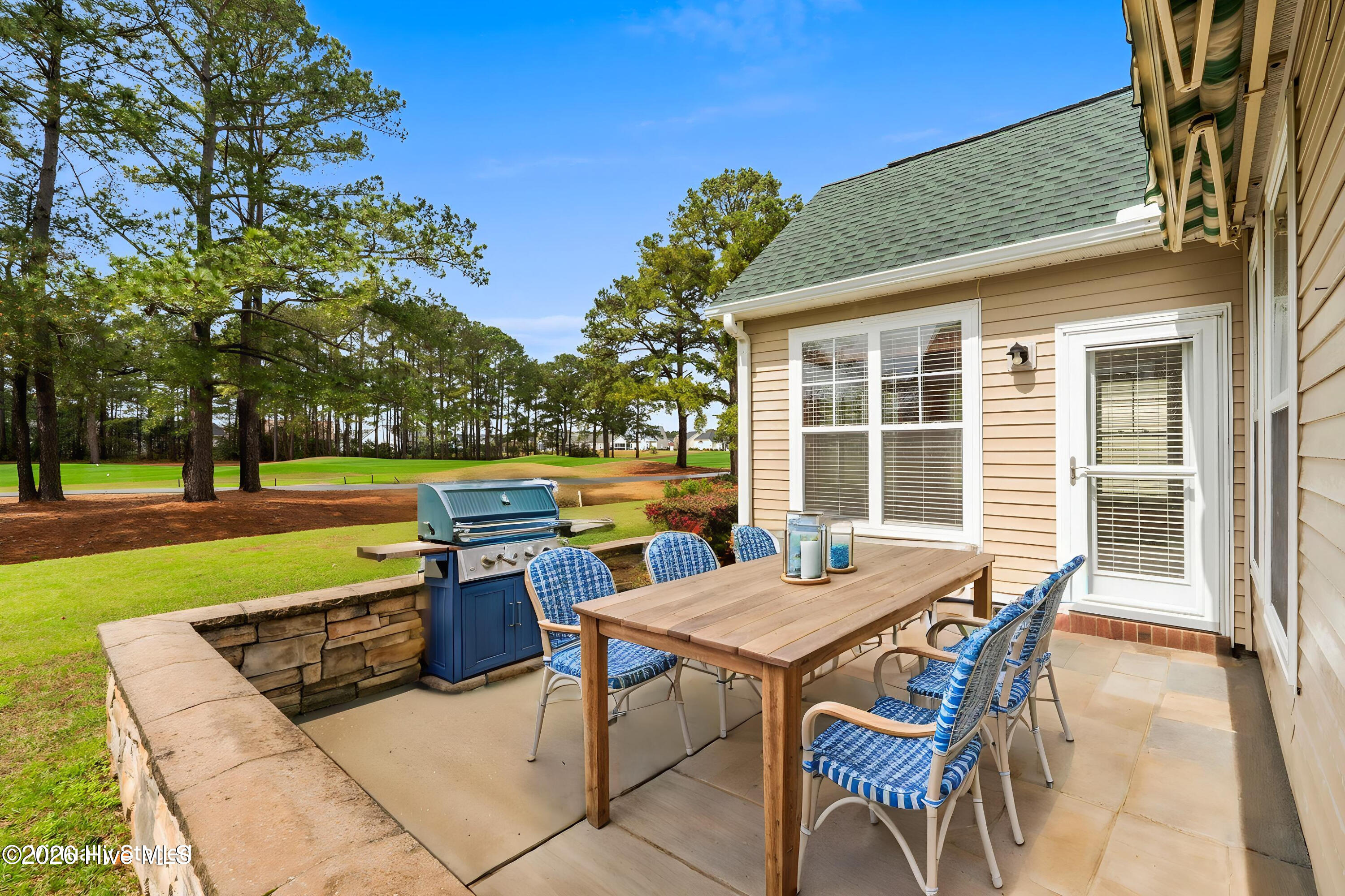 100493950 | Photo 10