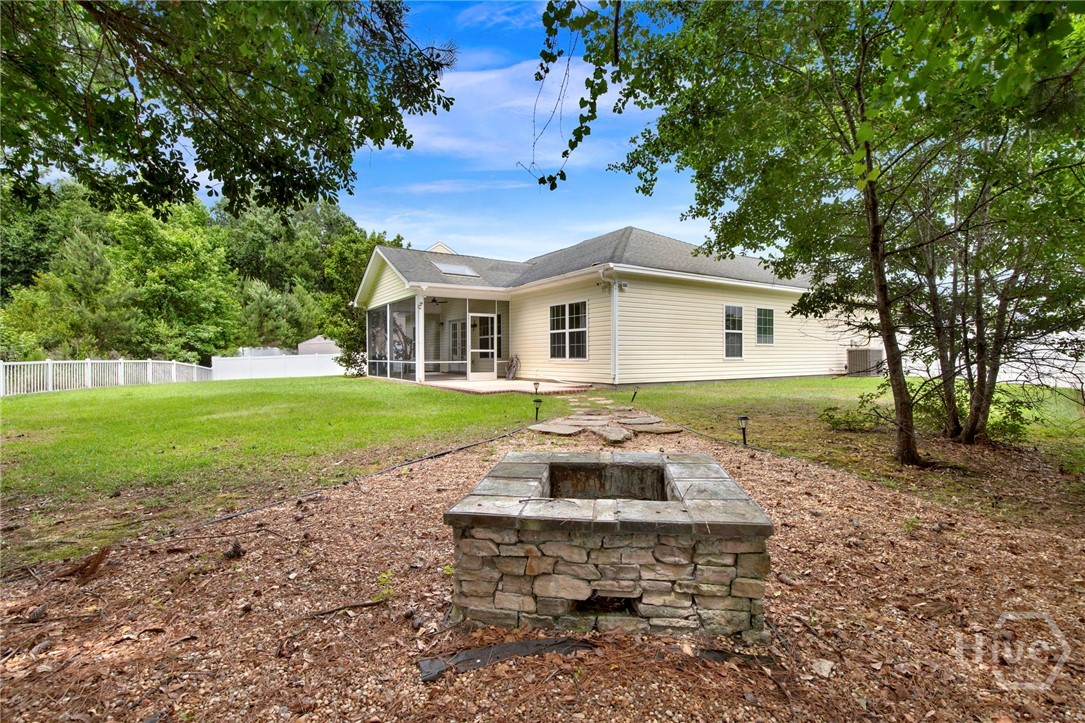 504 Amsonia Circle