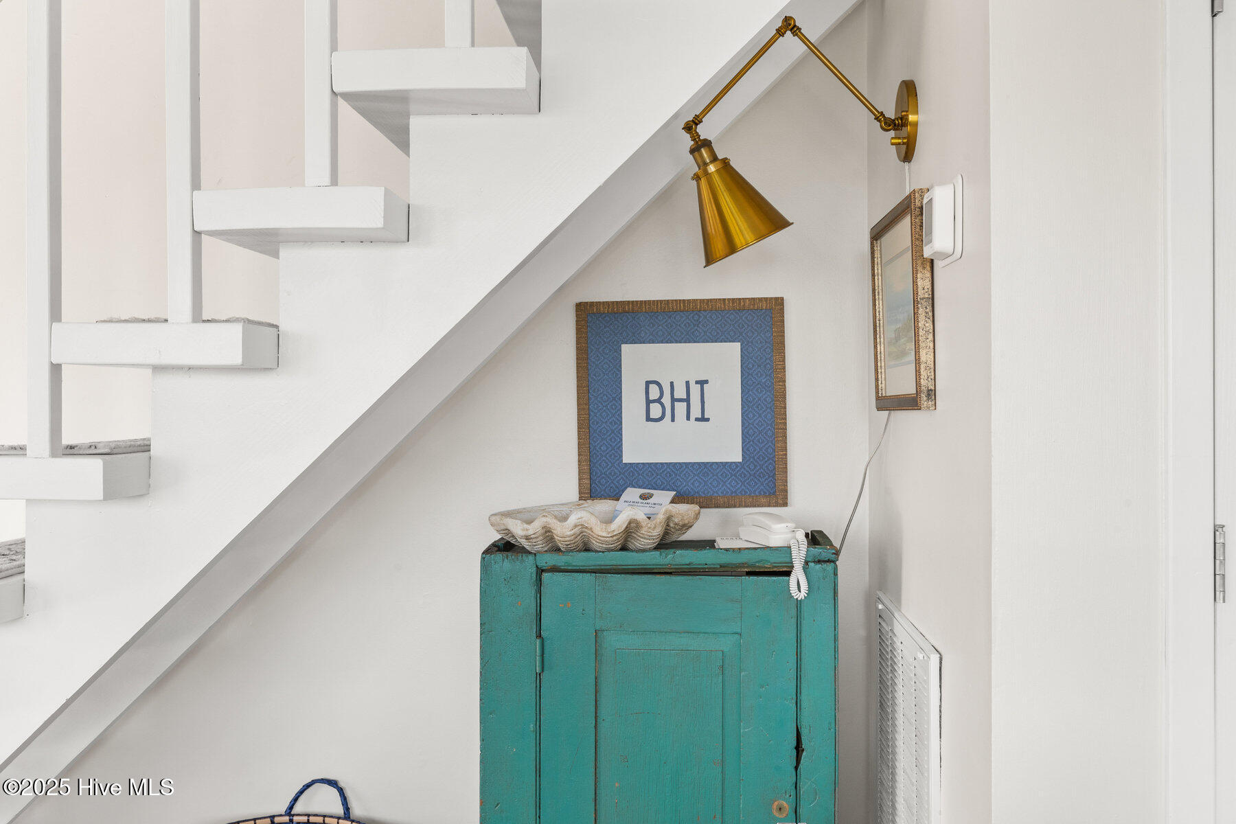 100546214 | Photo 11