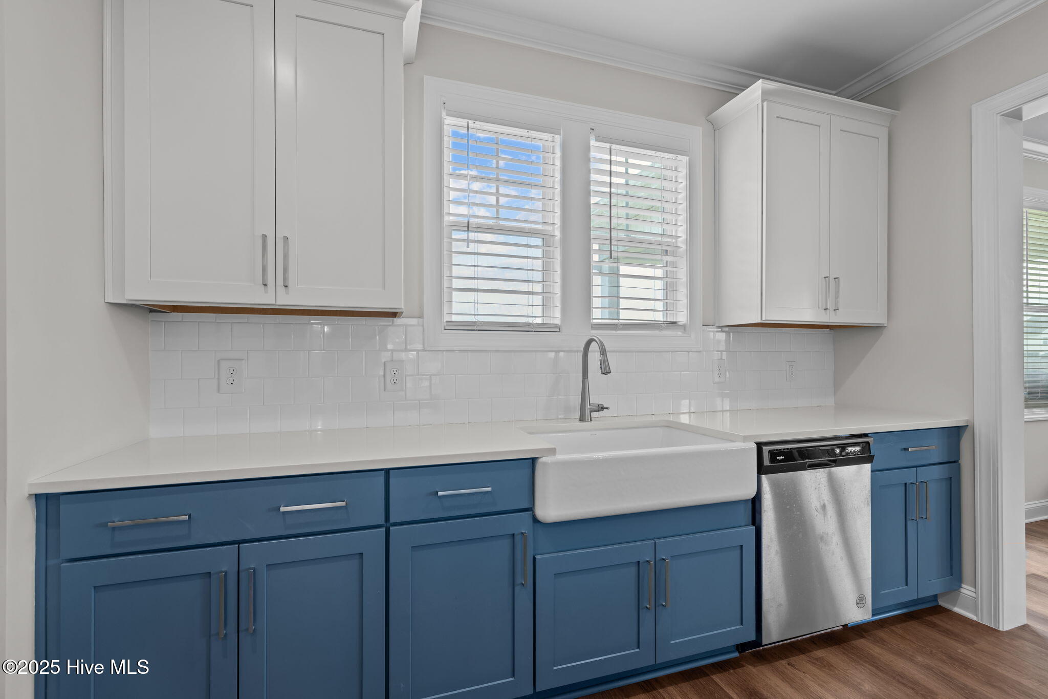 100526771 | Photo 13