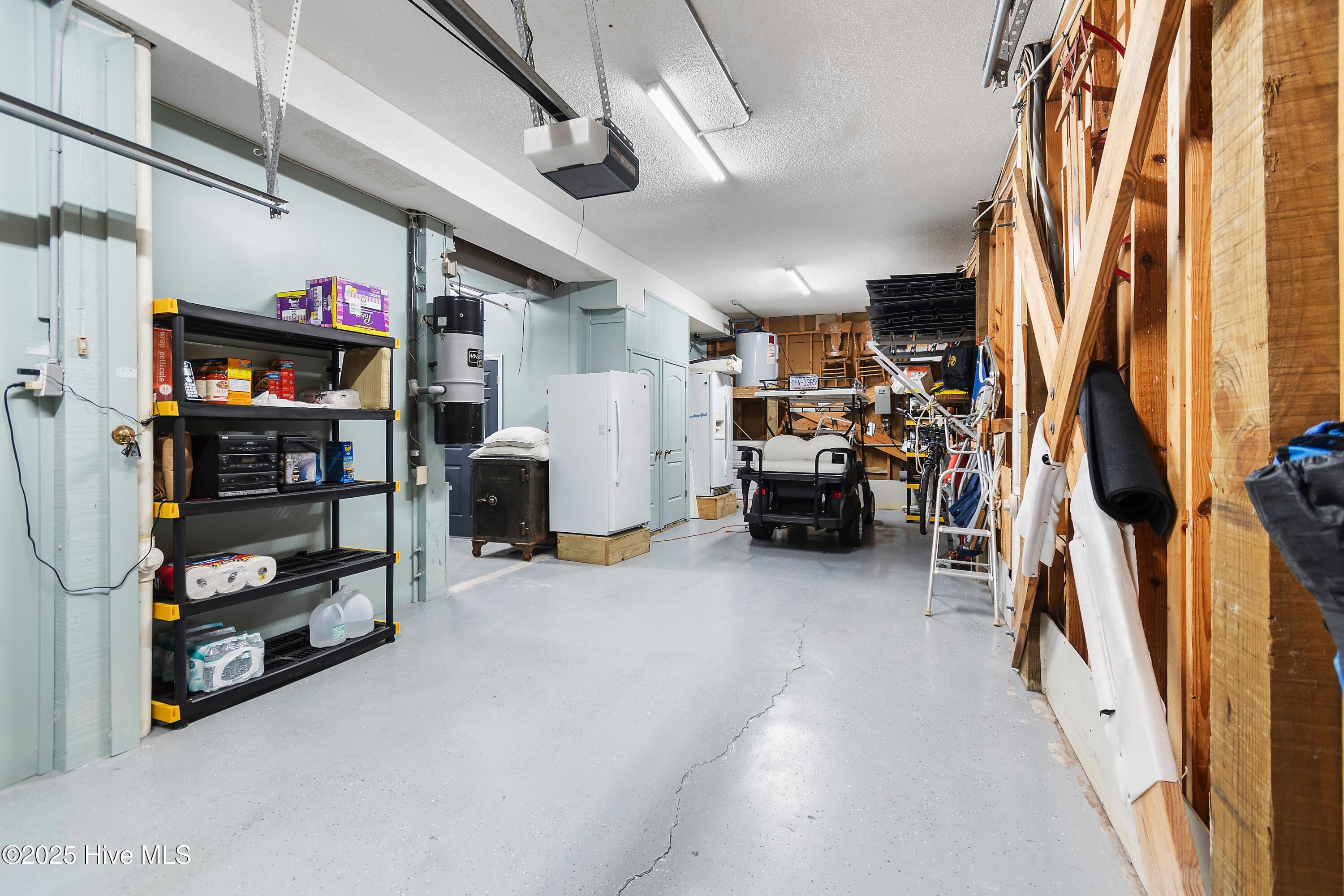 100527373 | Photo 65