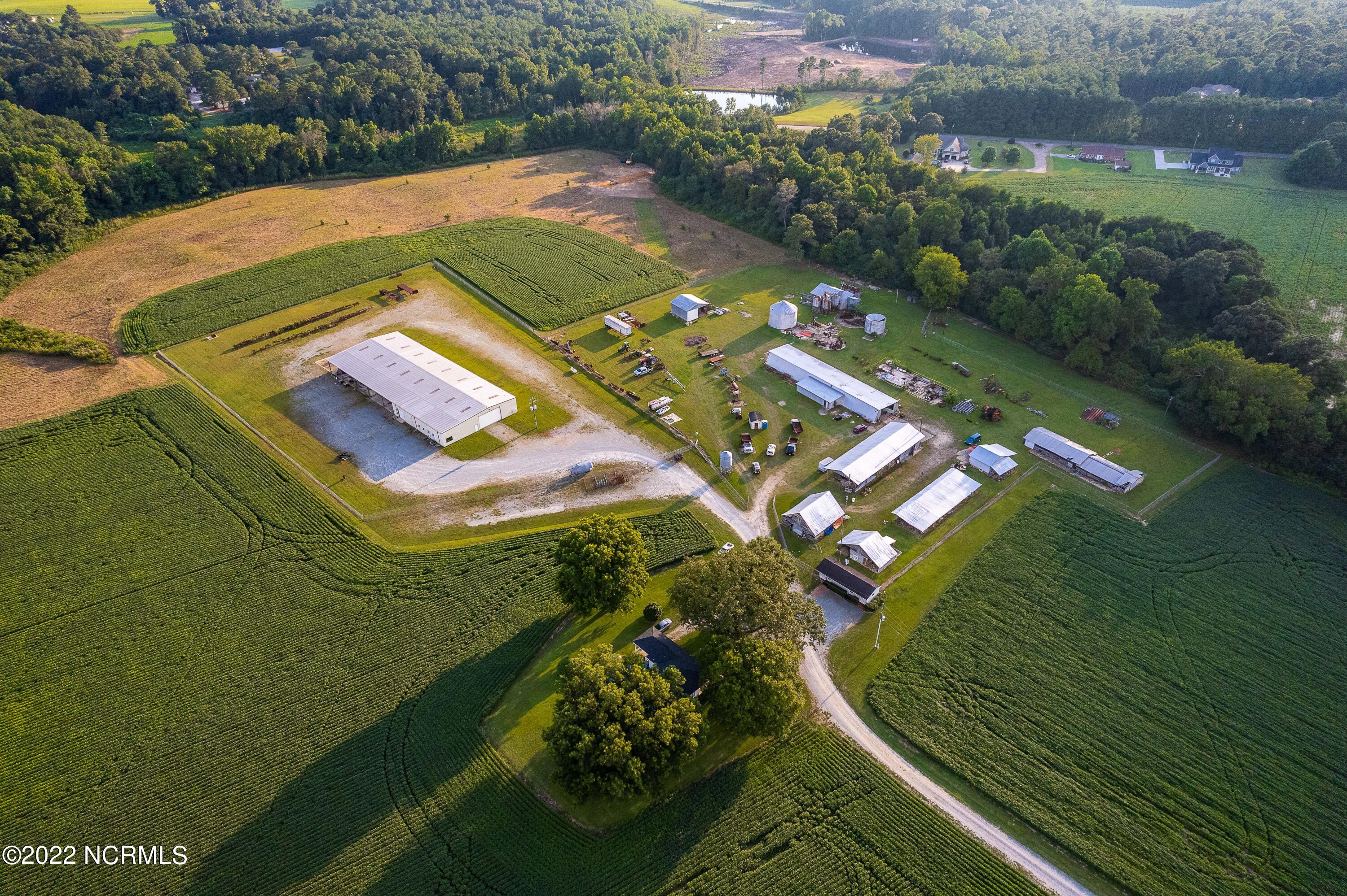 Homes for sale in Clinton, NC | 382 Pig Cradle Ln, Clinton, NC 28328 | MLS# 100341866
