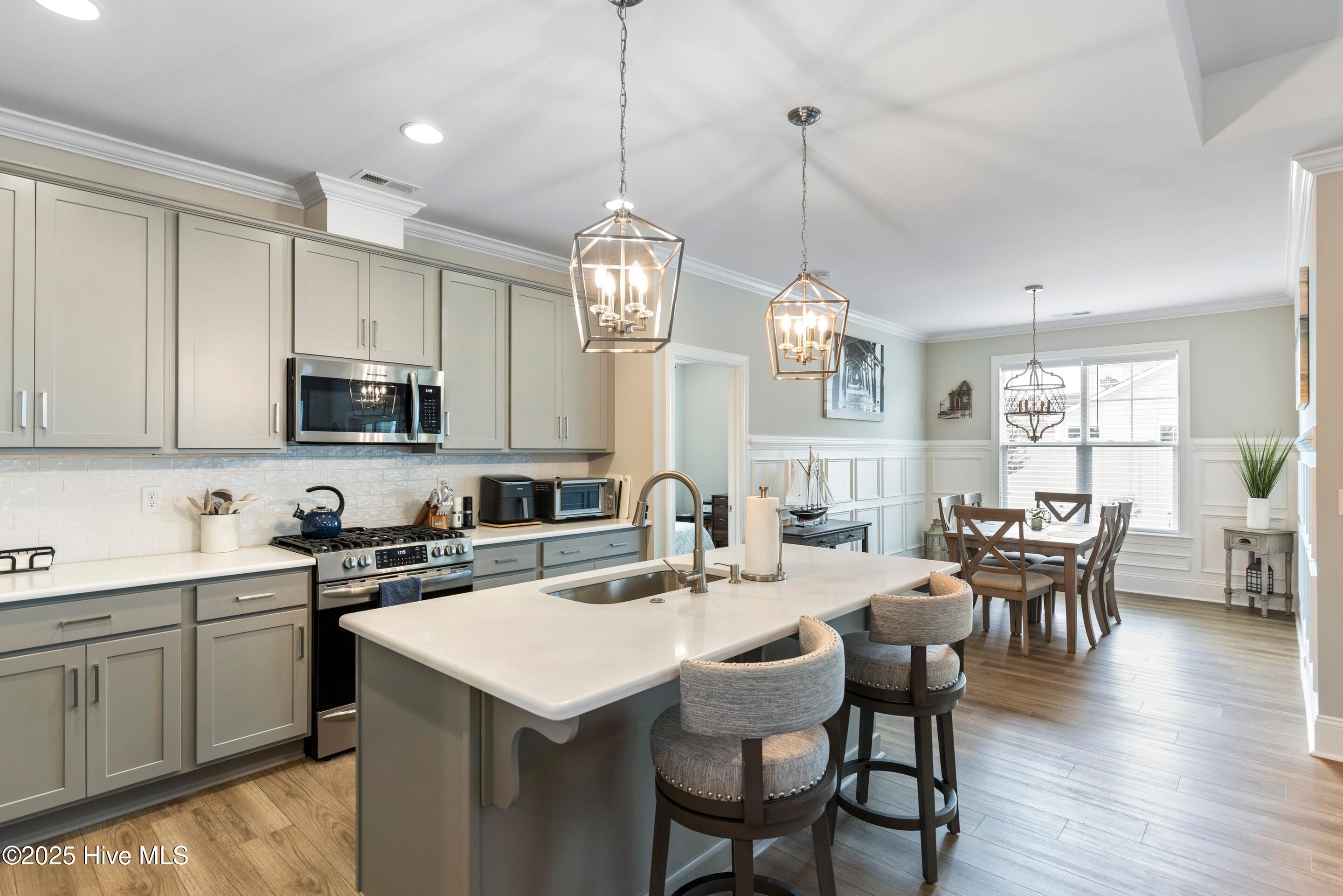 100554494 | Photo 10