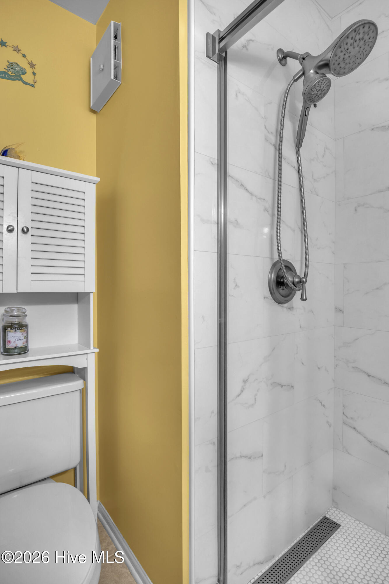 100569853 | Photo 19