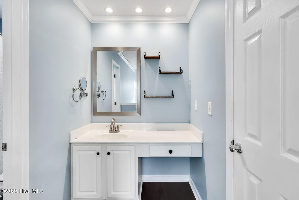 100547758 | Photo 14