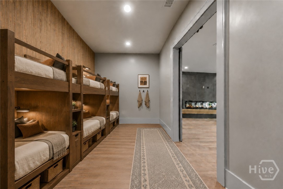 Virtually staged flex room