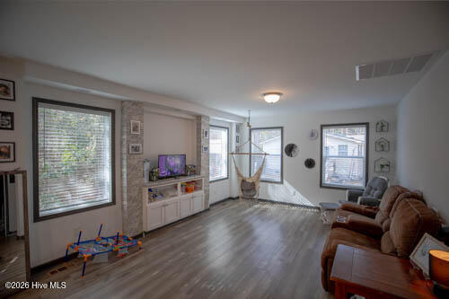 100552242 | Photo 18