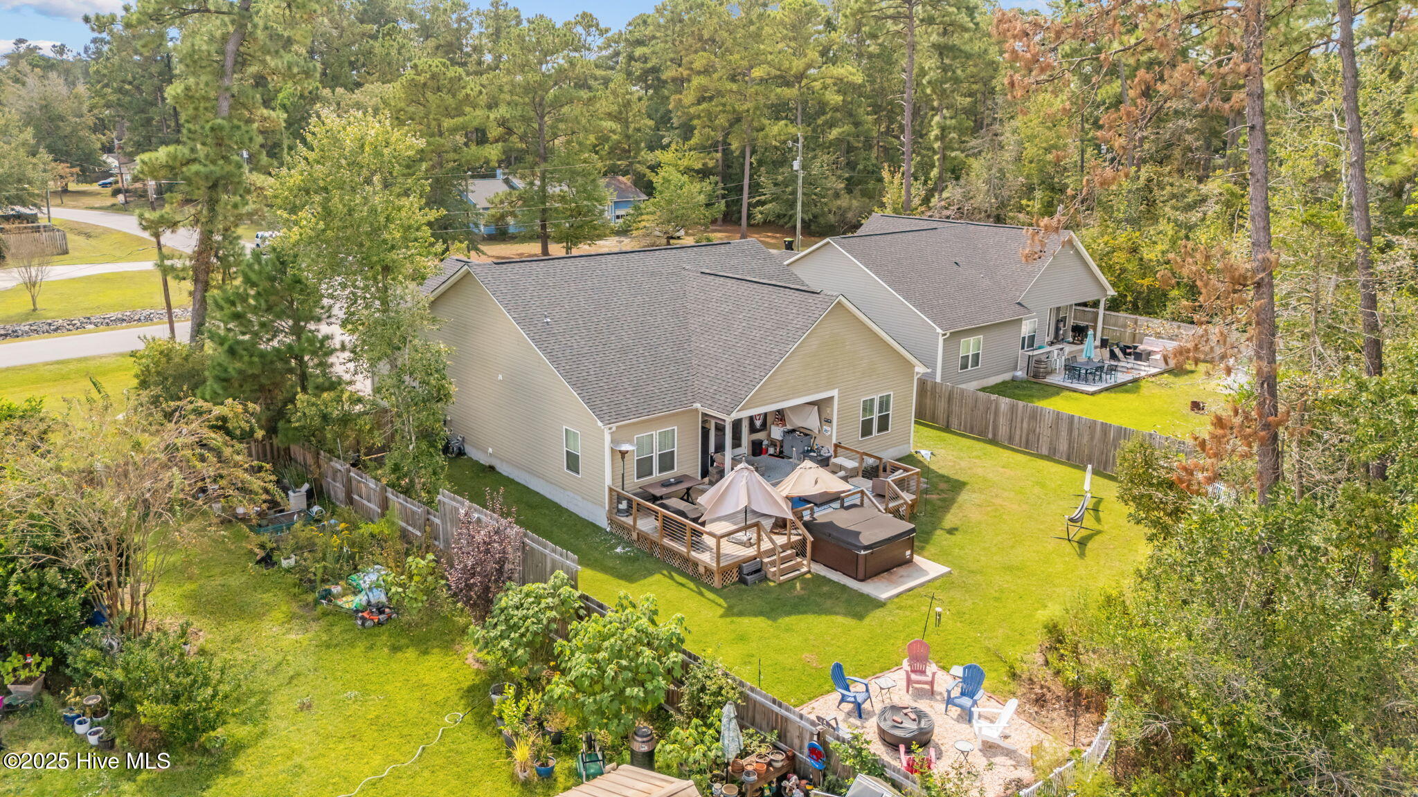 100531011 | Photo 31