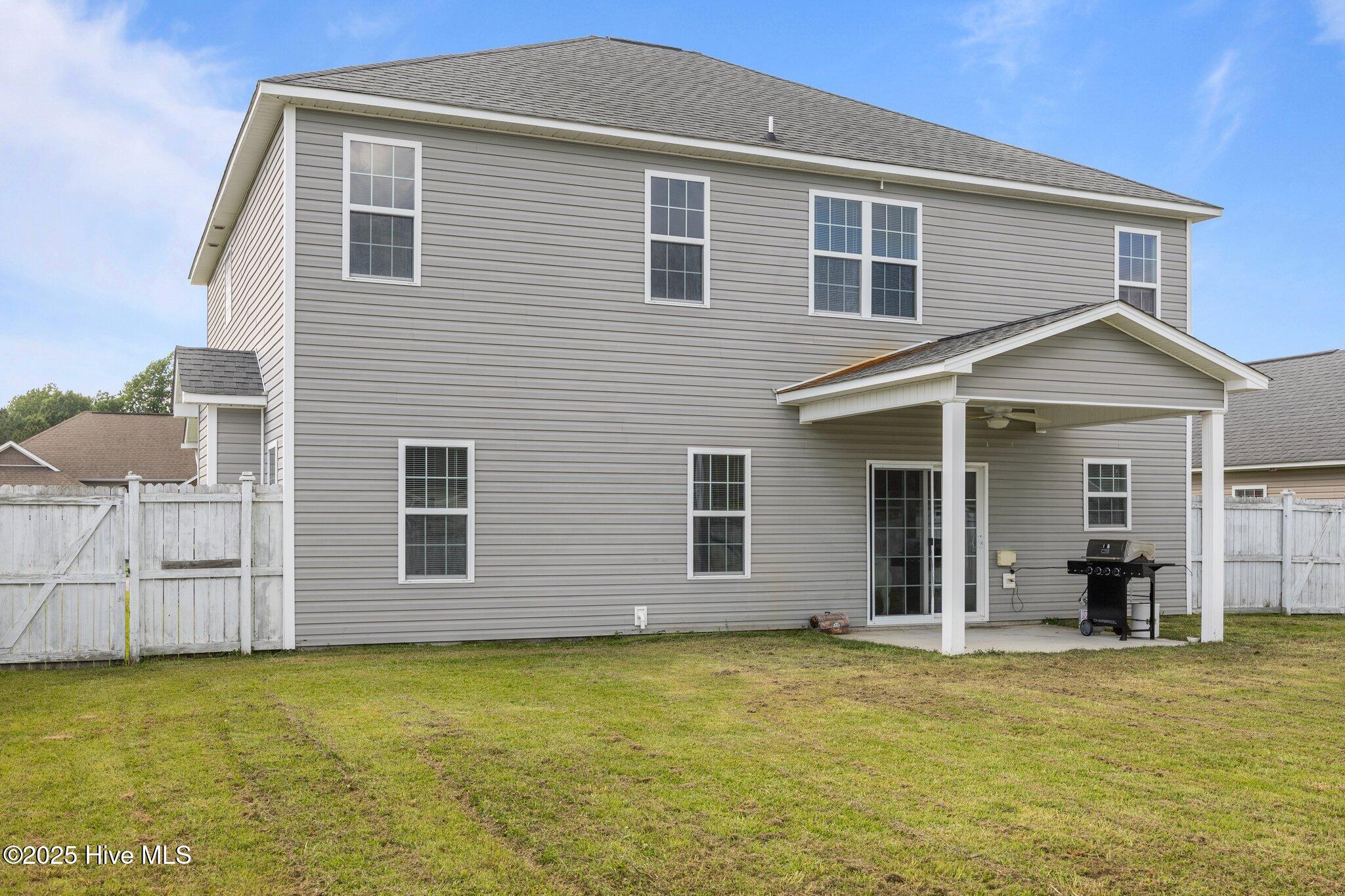 100555918 | Photo 43