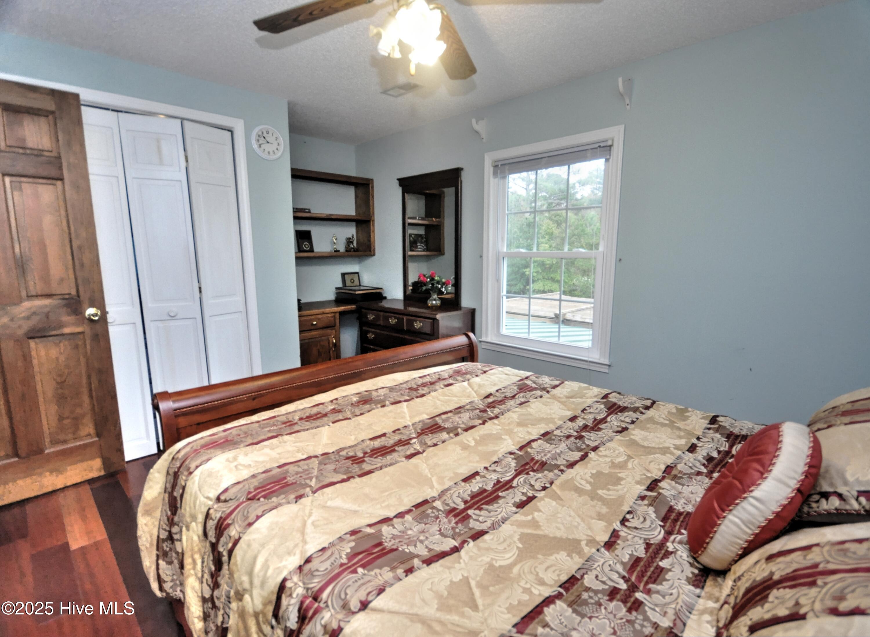 100546216 | Photo 42