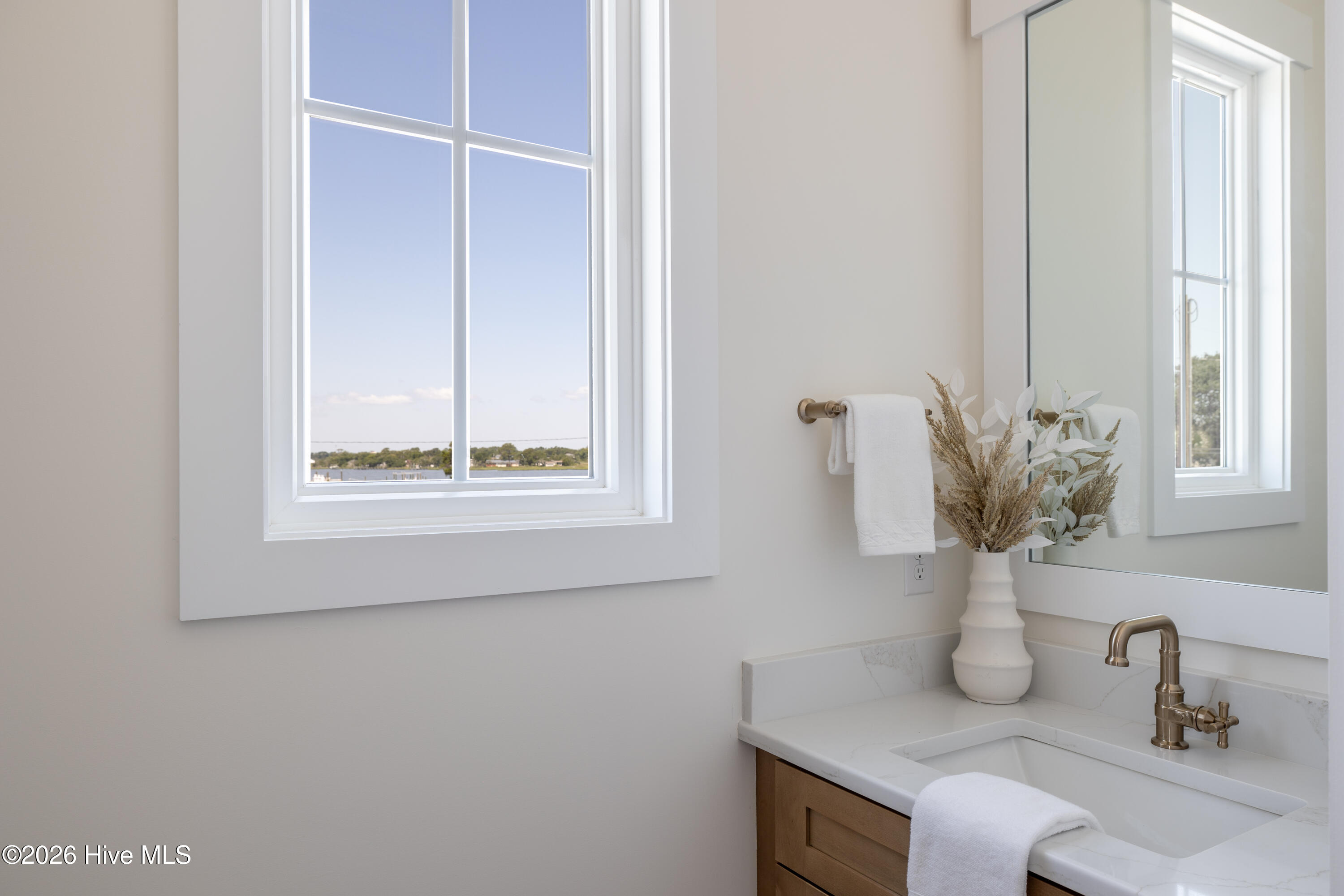 514 N 11th Street B,Morehead City