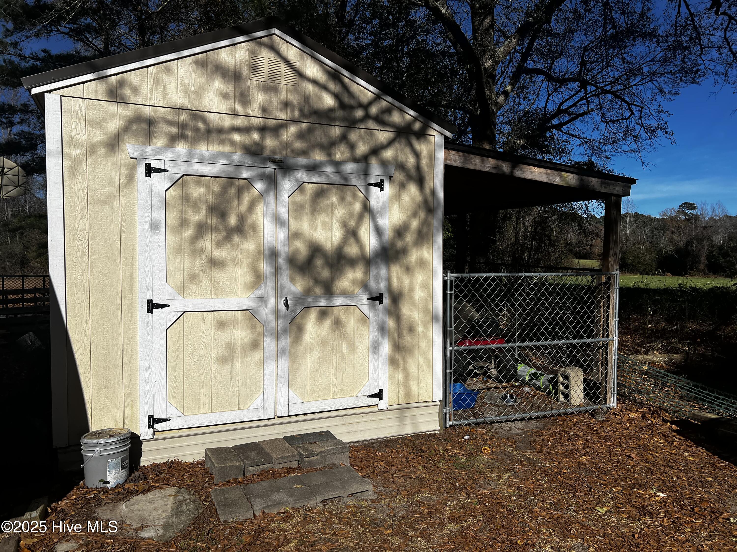 100546652 | Photo 40