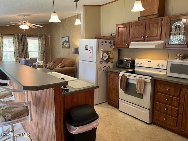 100560575 | Photo 11