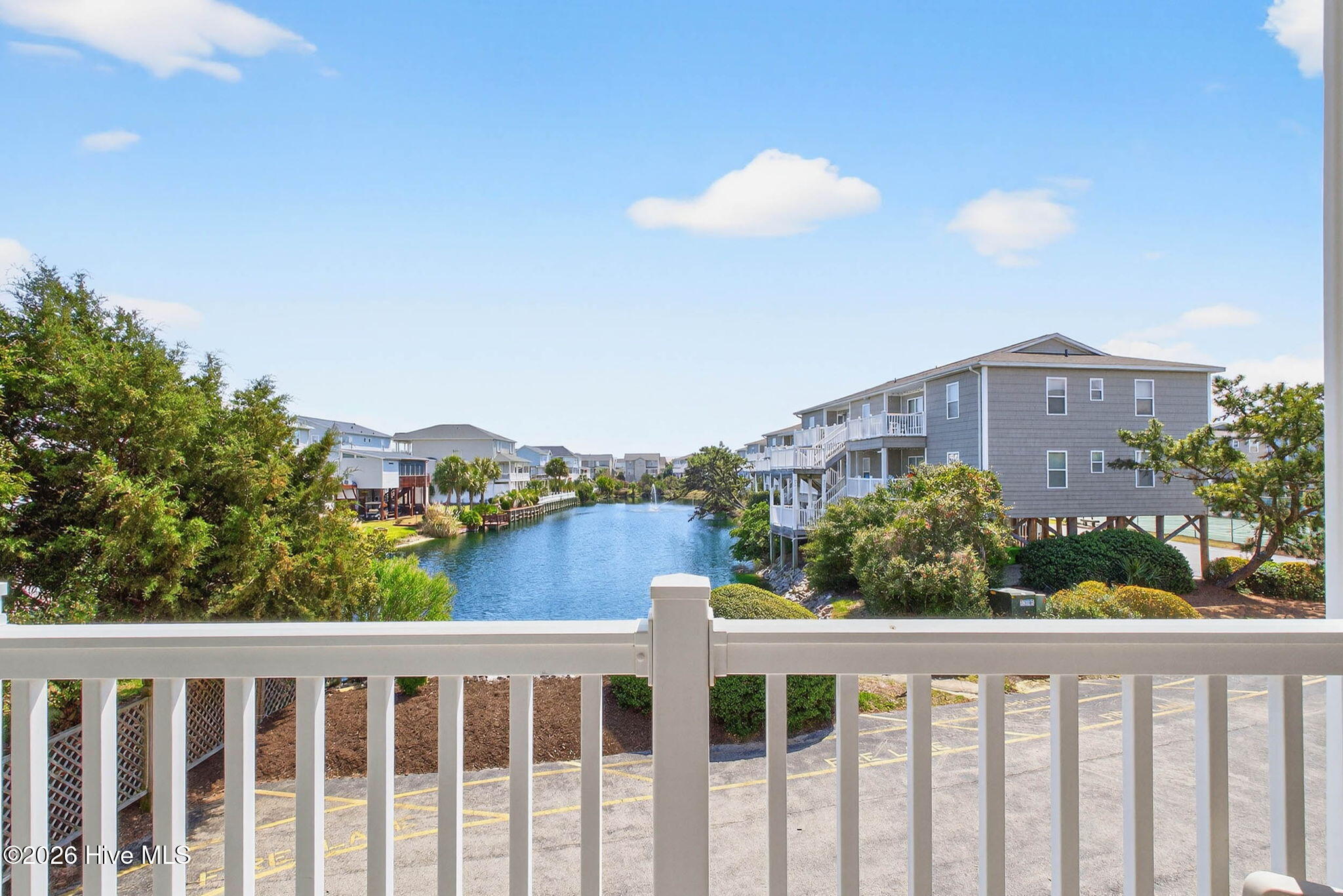 100562824 | Photo 19