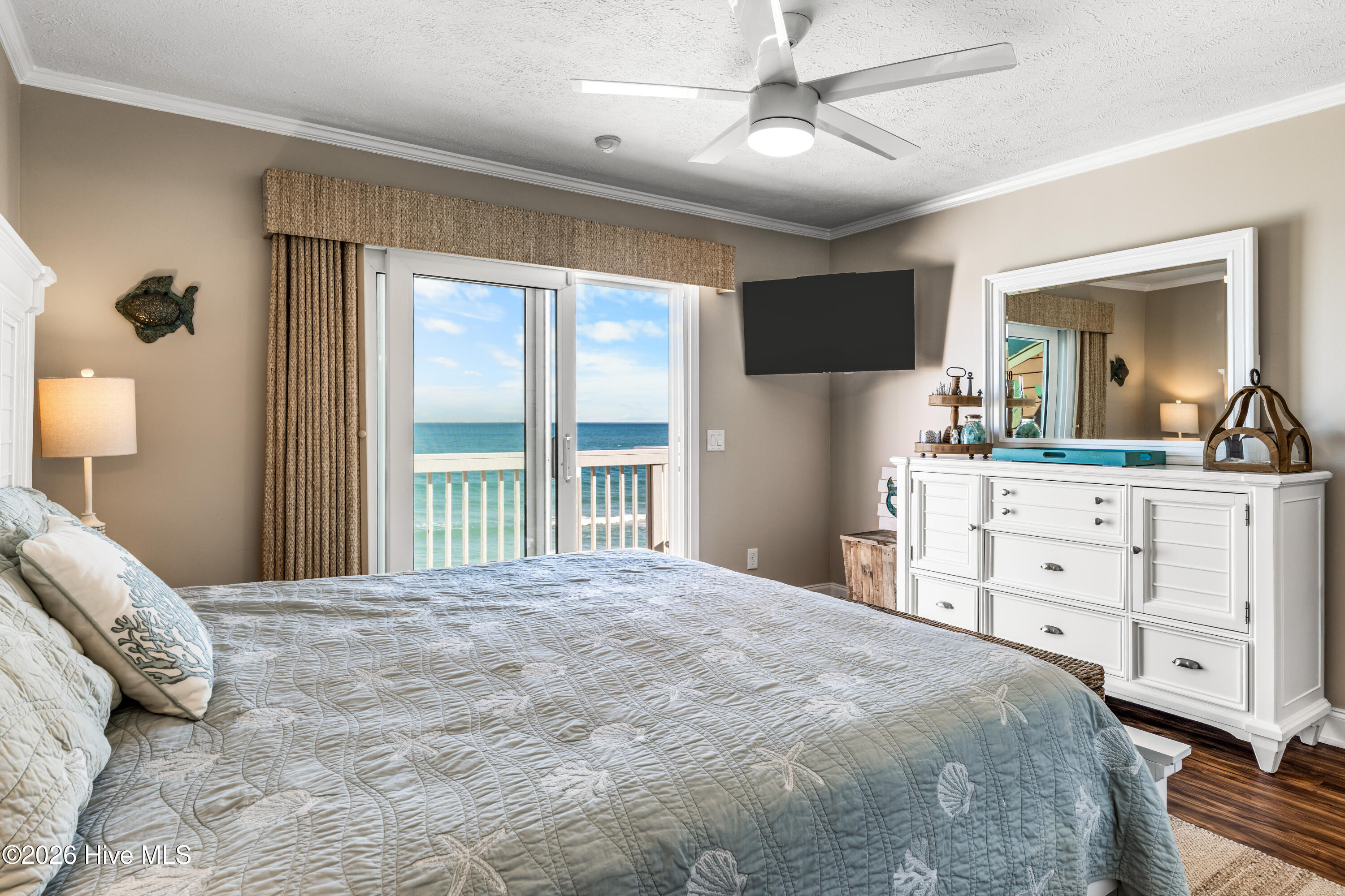 100550071 | Photo 29