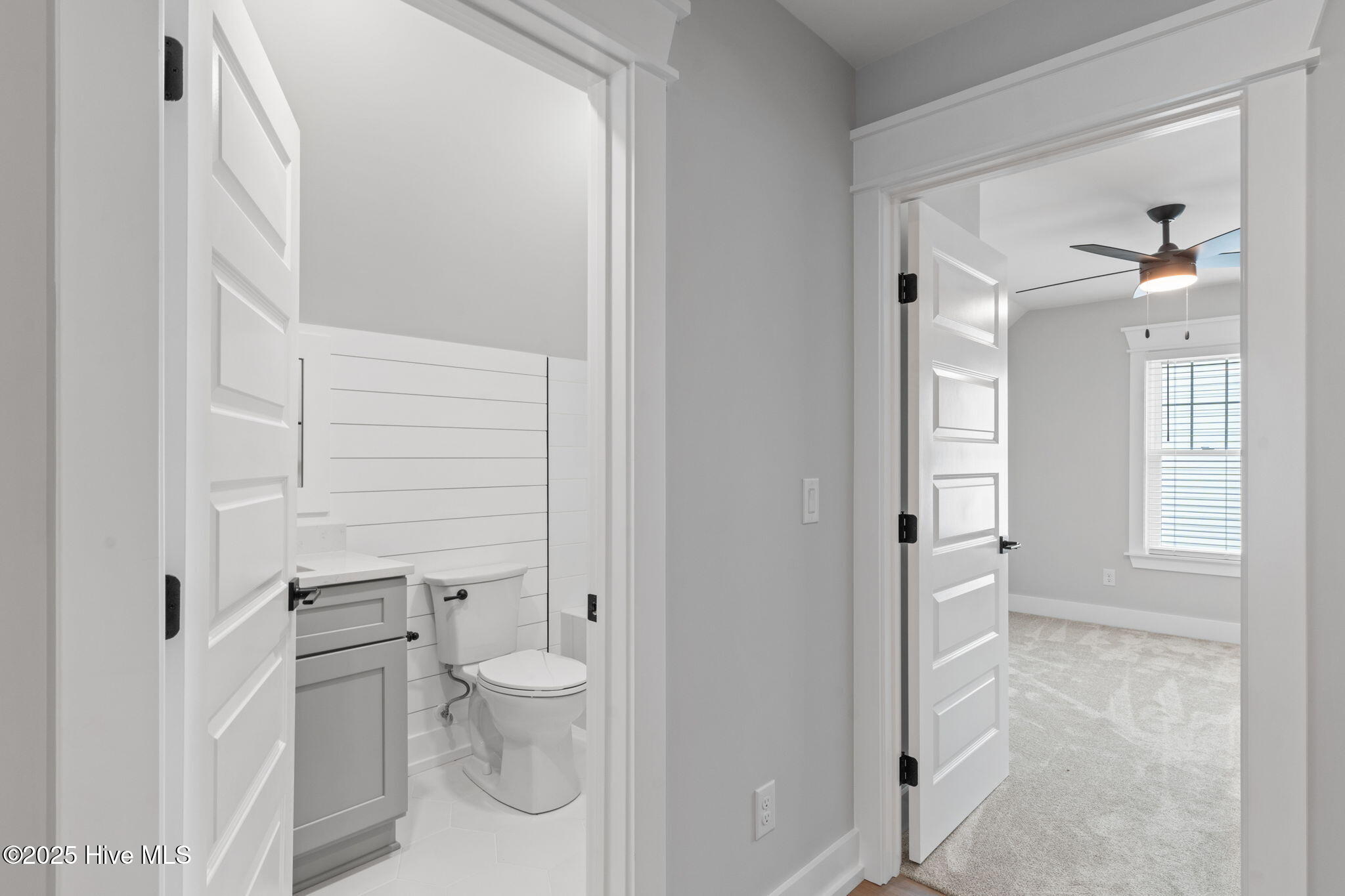 100479579 | Photo 45