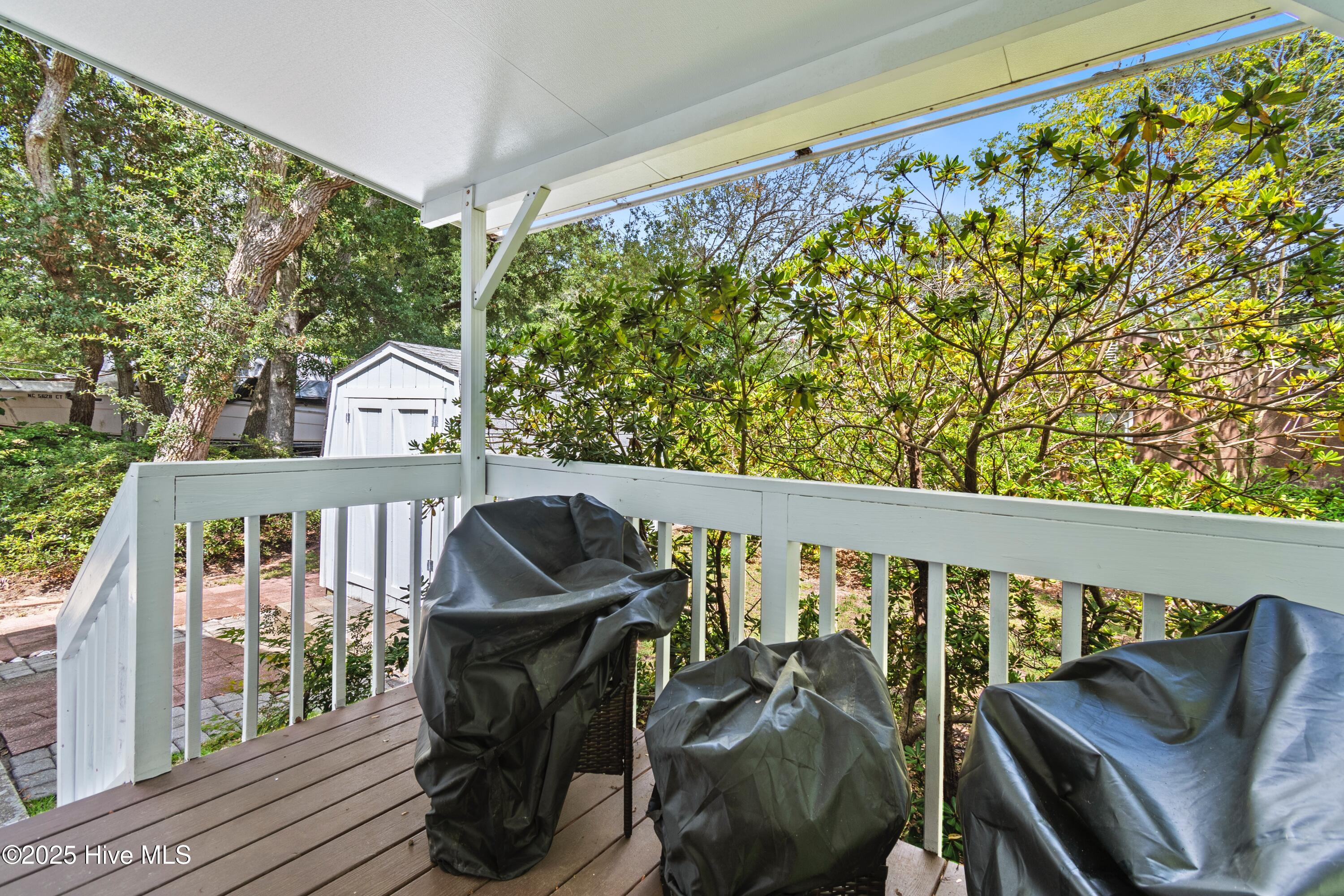 100522273 | Photo 26