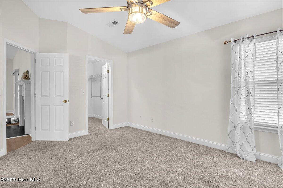 100547110 | Photo 22