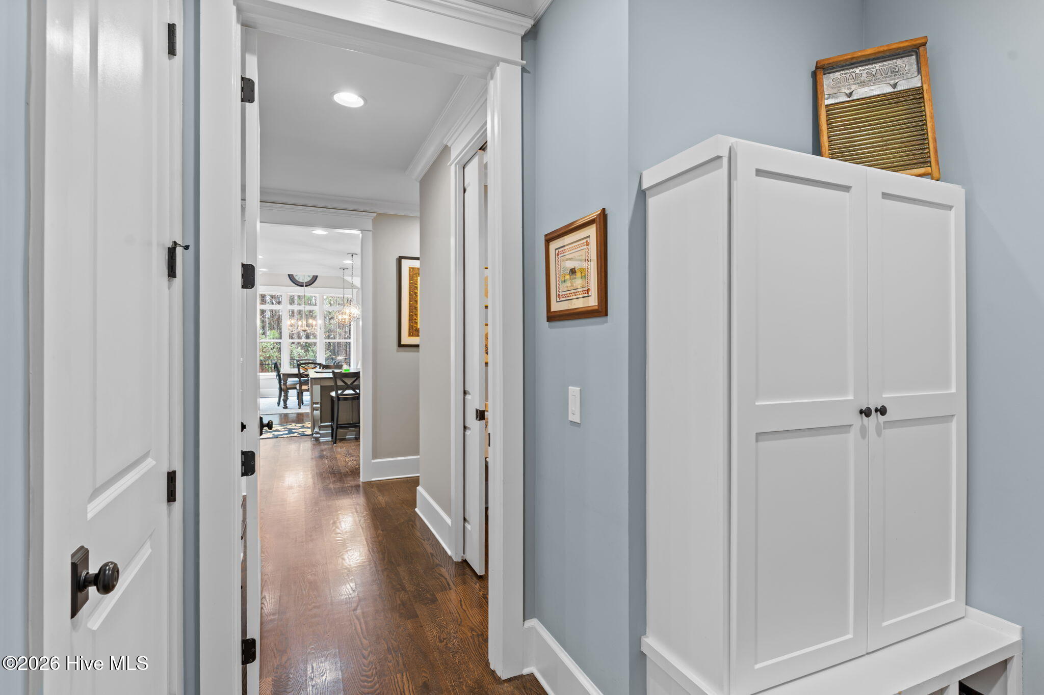 100557705 | Photo 15