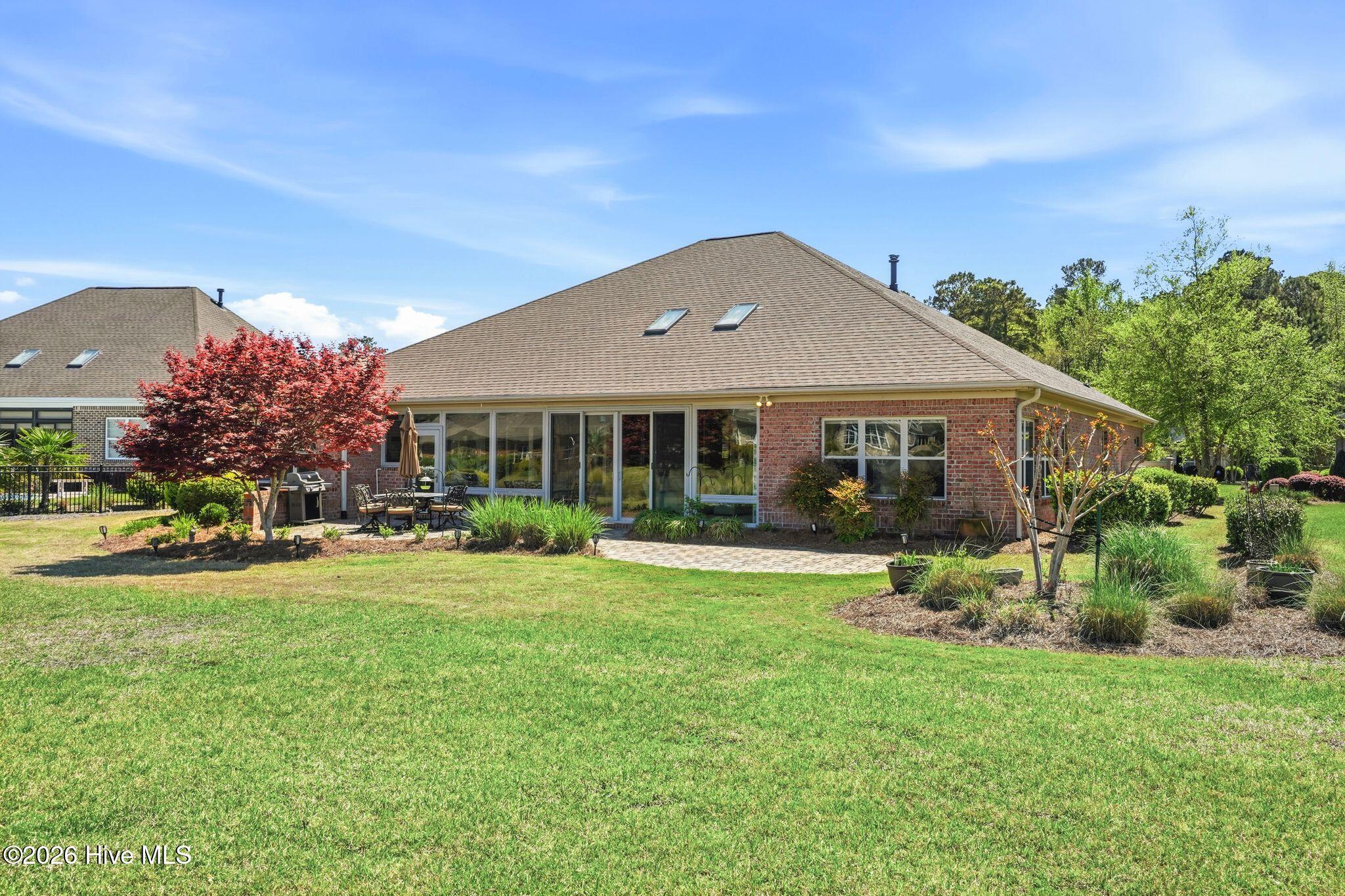 100565235 | Photo 66