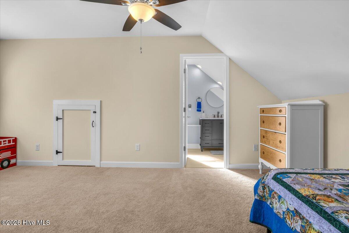 100567099 | Photo 45