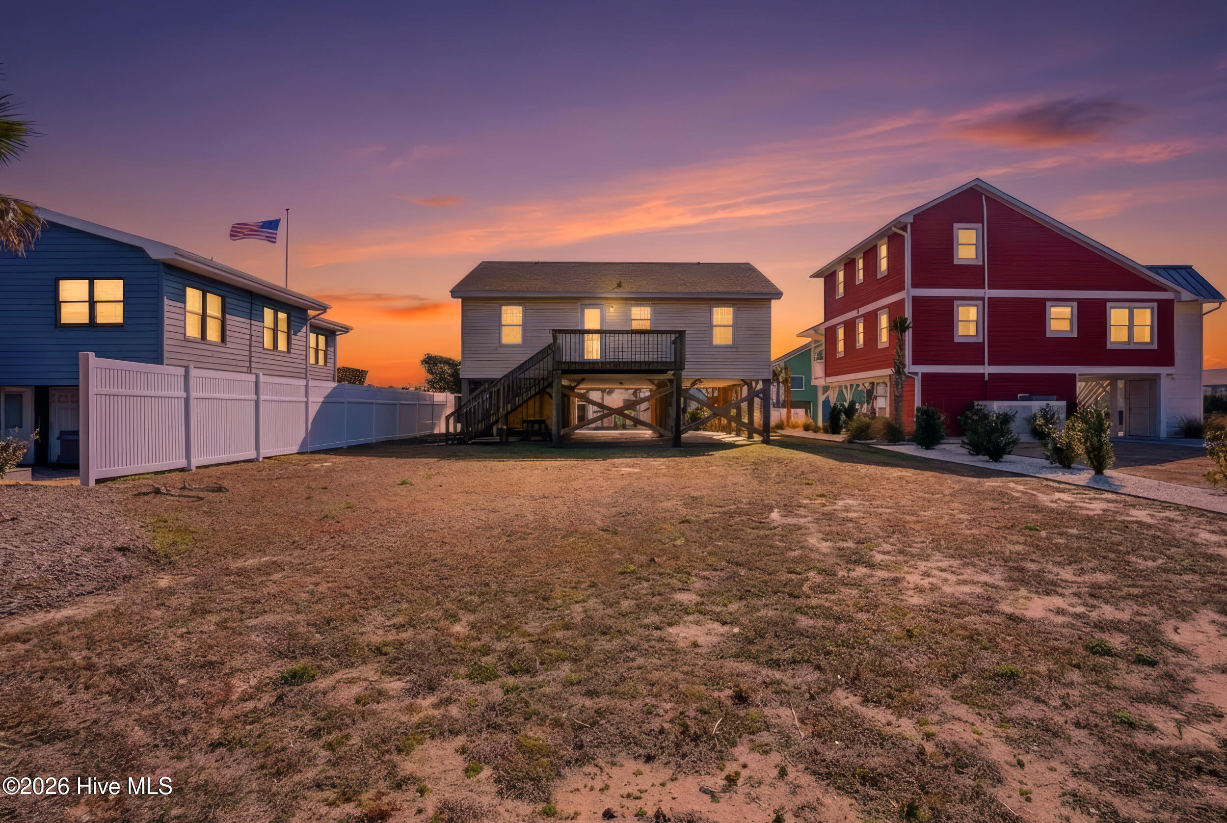 100554580 | Photo 42