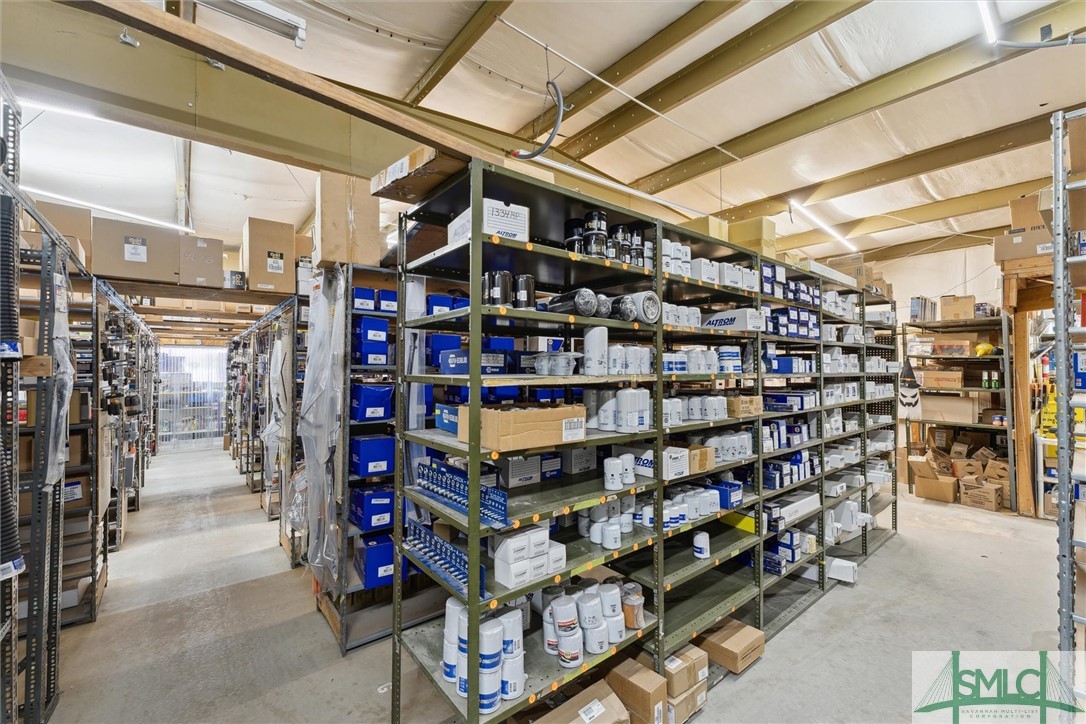 1564 Dean Forest Road, Savannah, GA, 31408