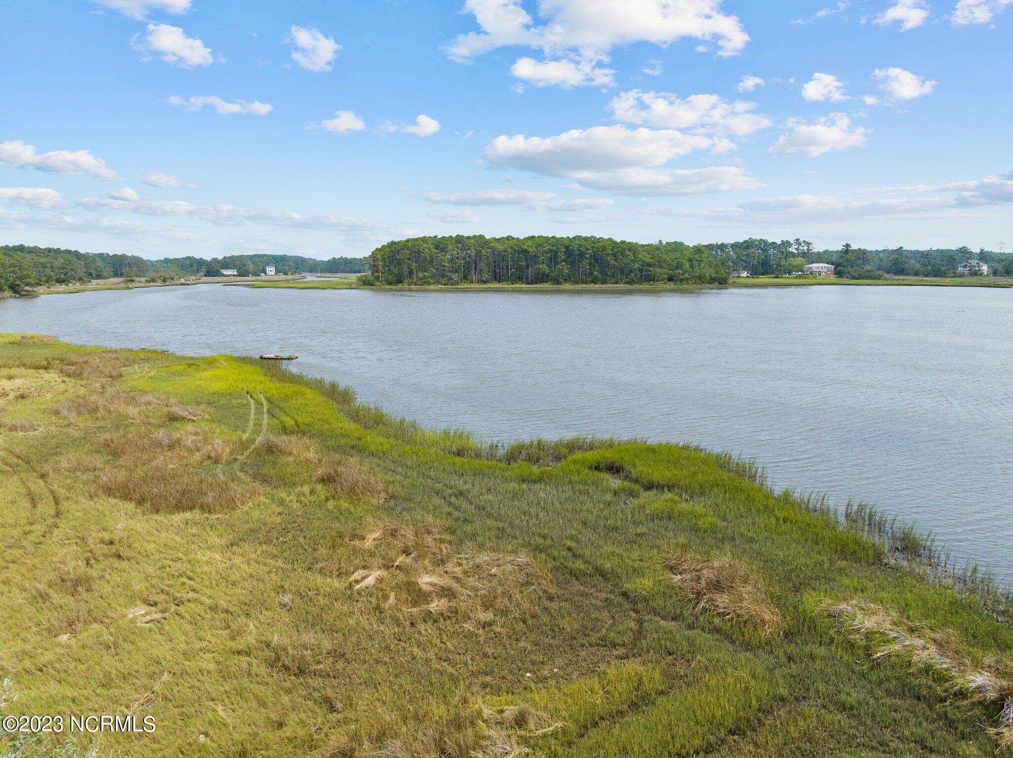 211 Leeward Lane,Beaufort
