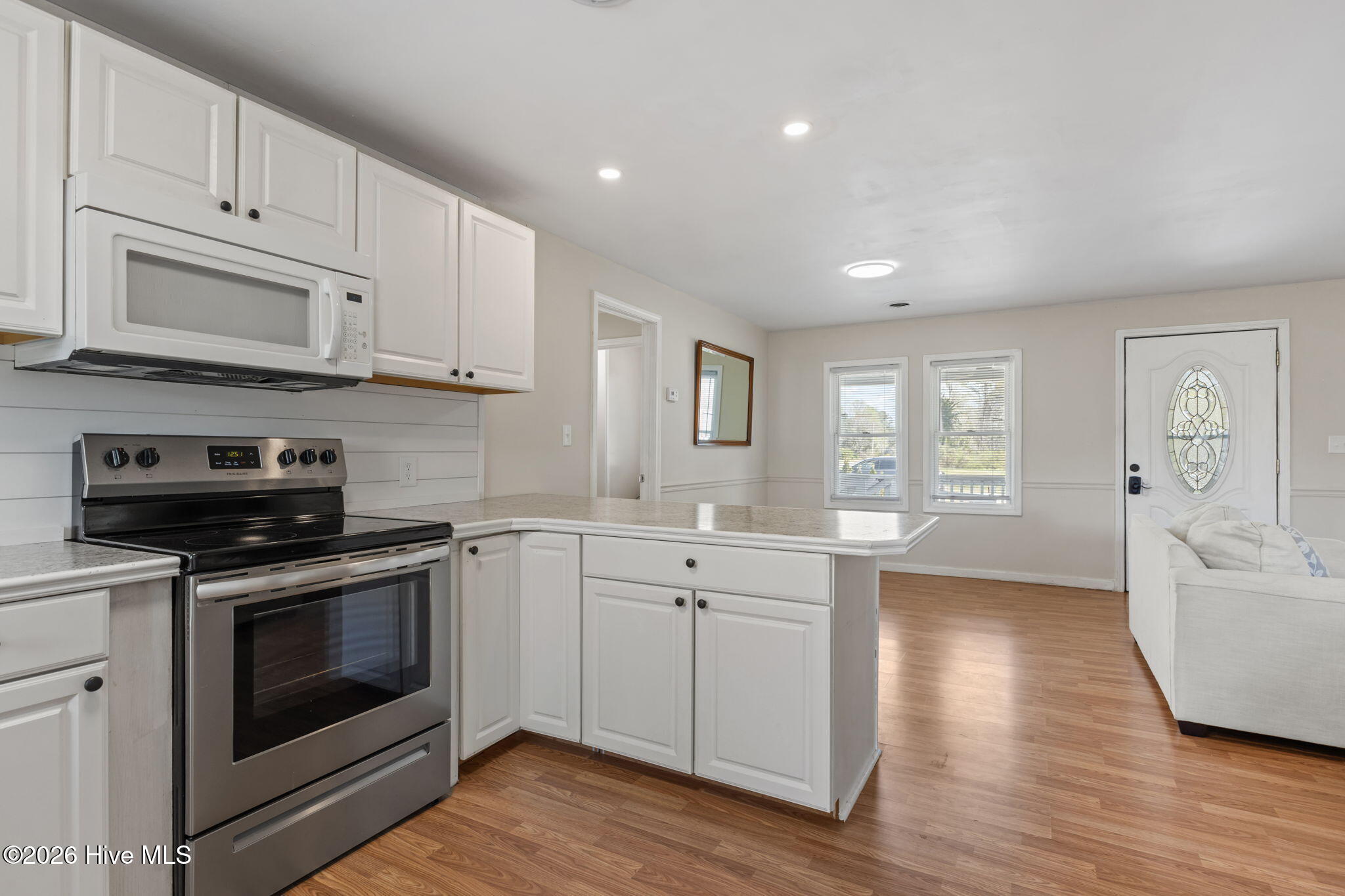 5217 Highway 101,Newport