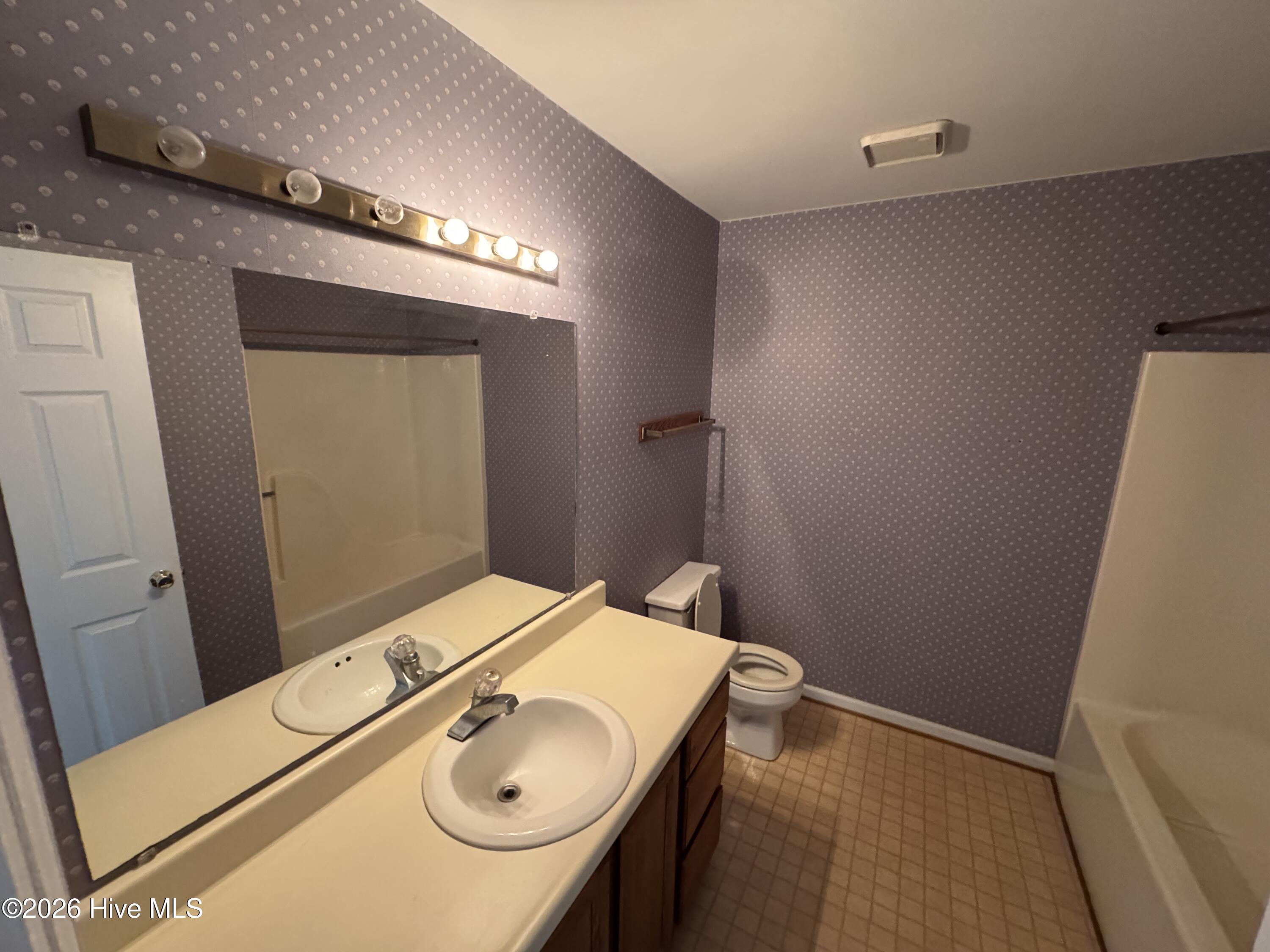 3200 Crystal Oaks Lane,Morehead City