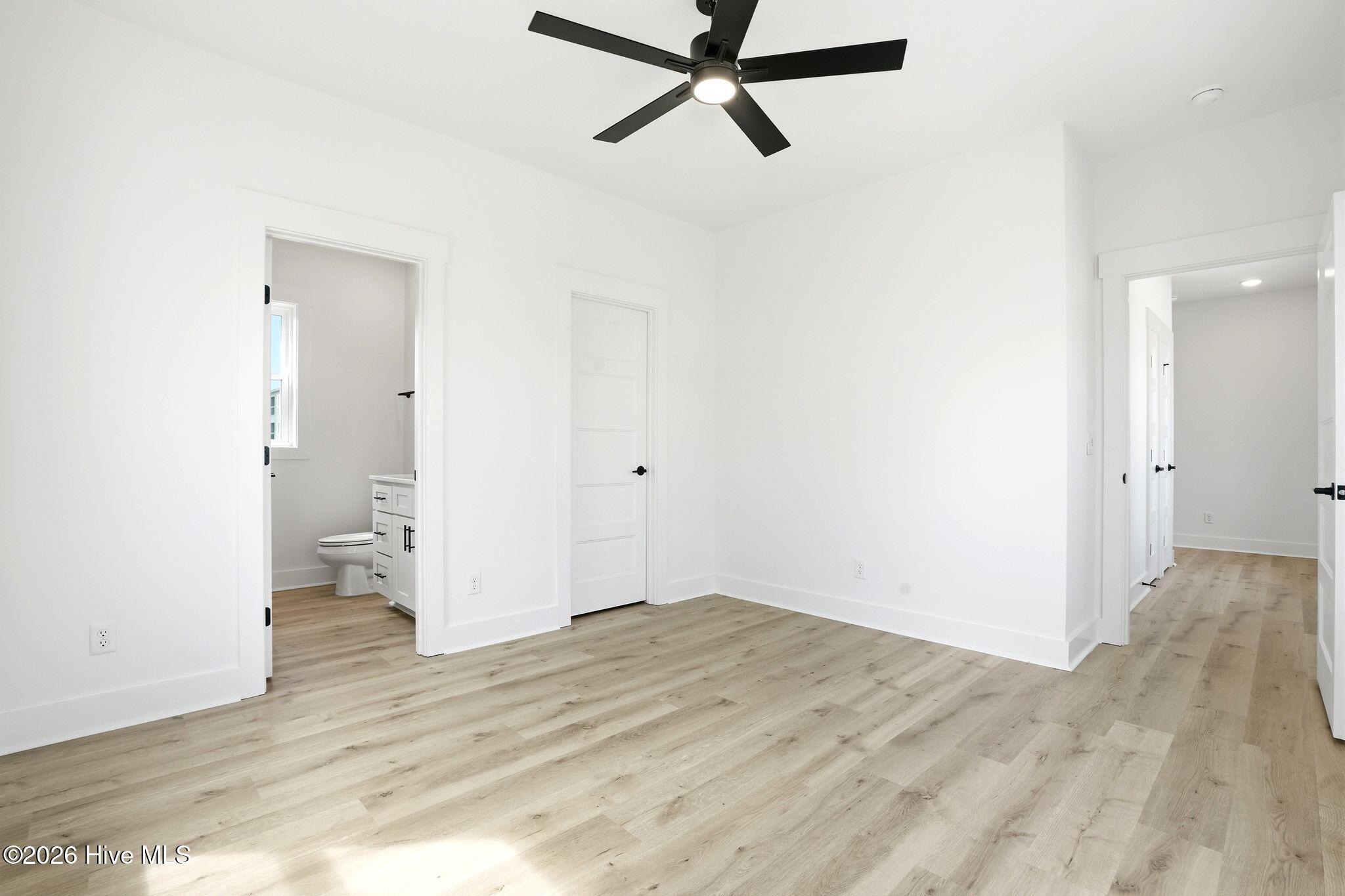 100561284 | Photo 27