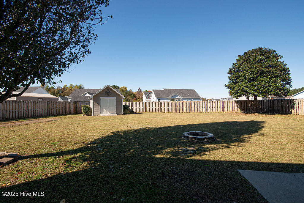 100541943 | Photo 38